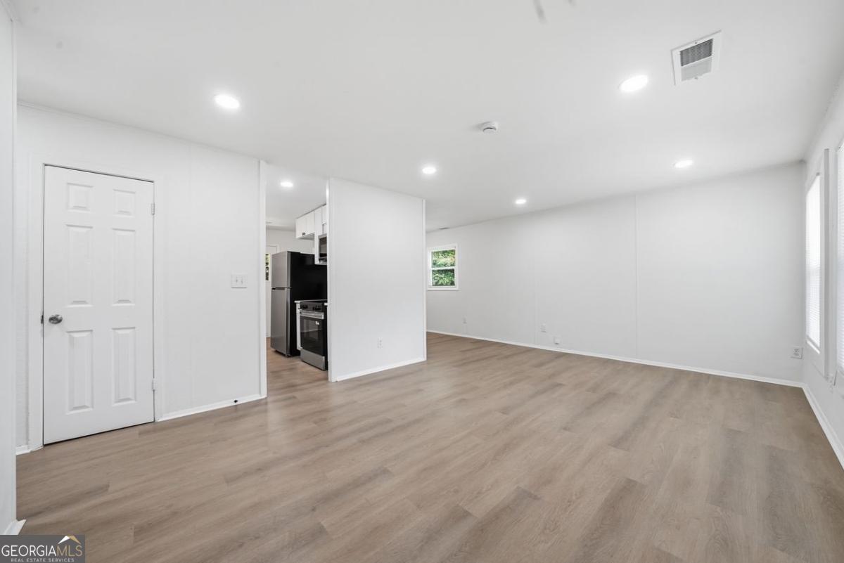 1929 Bandera Drive Property Photo 6