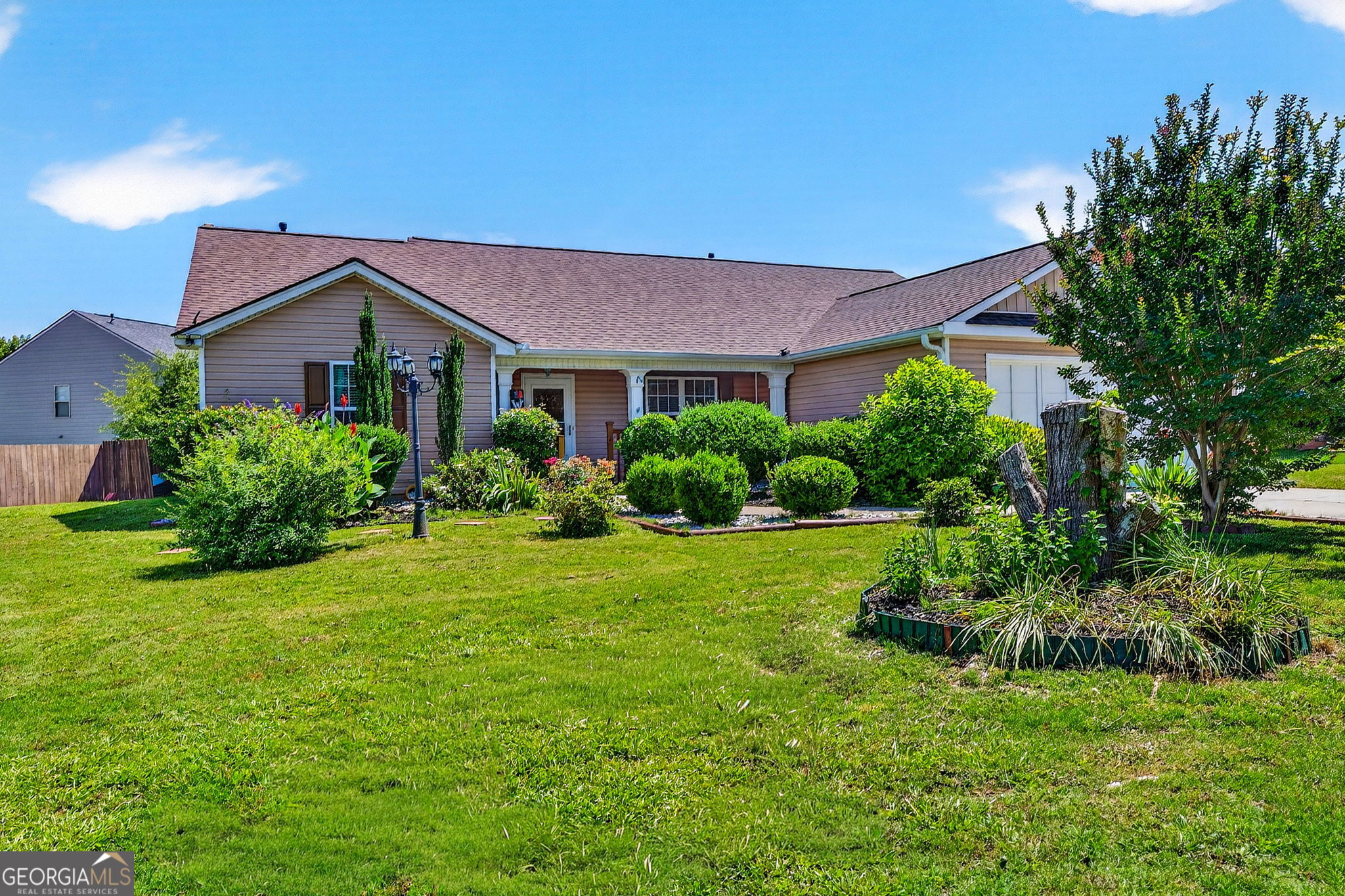 1312 Dianne Way Property Photo 1