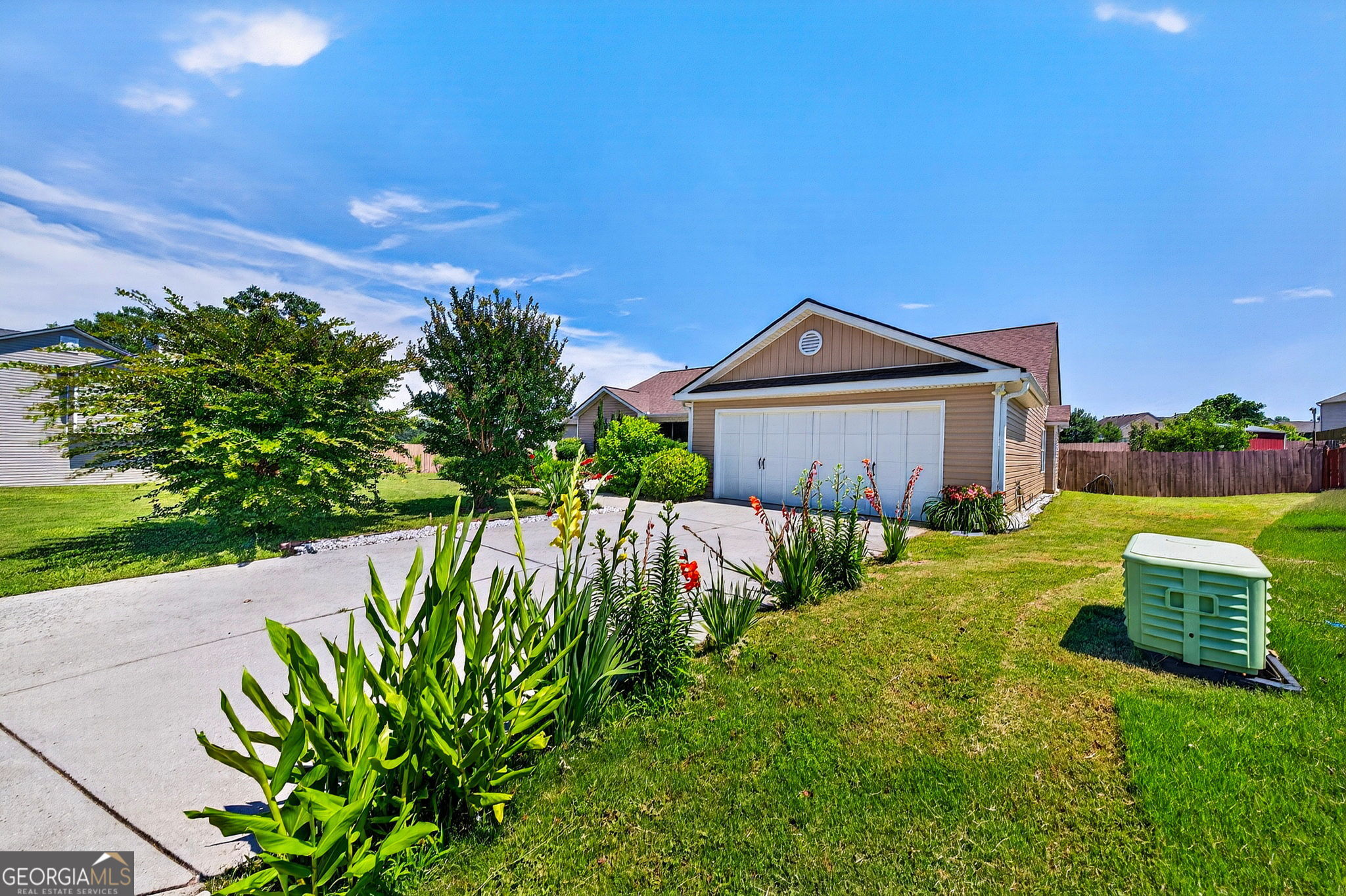 1312 Dianne Way Property Photo 4