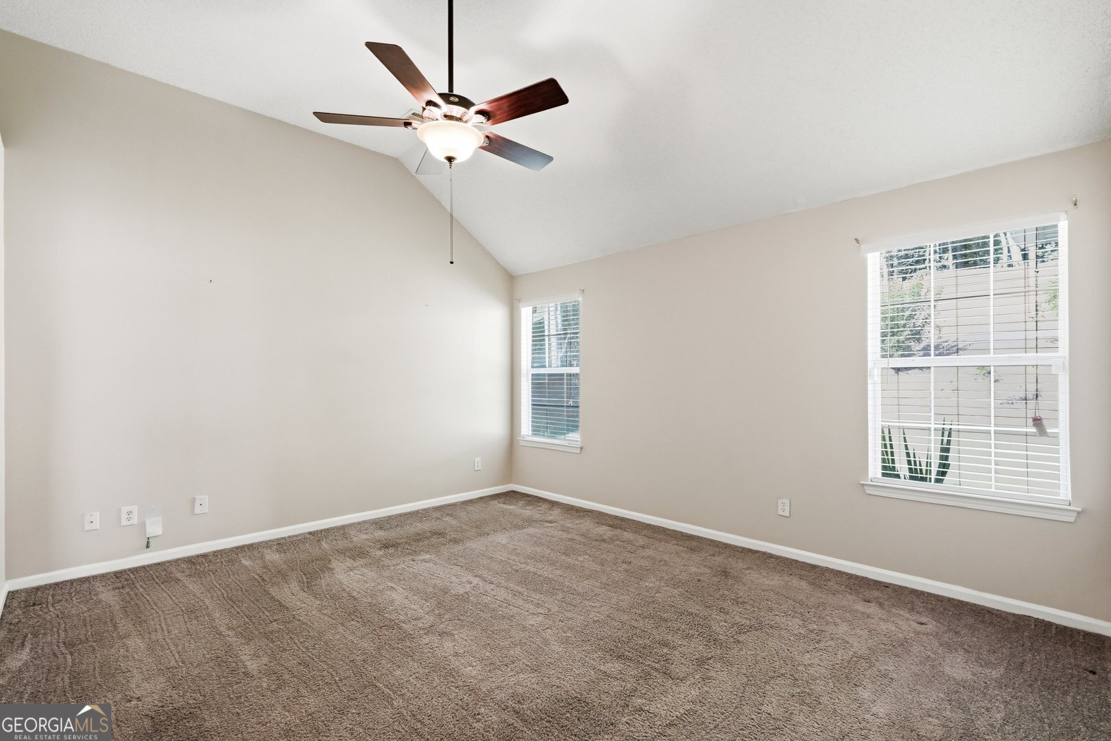 6141 Redtop Loop Property Photo 12