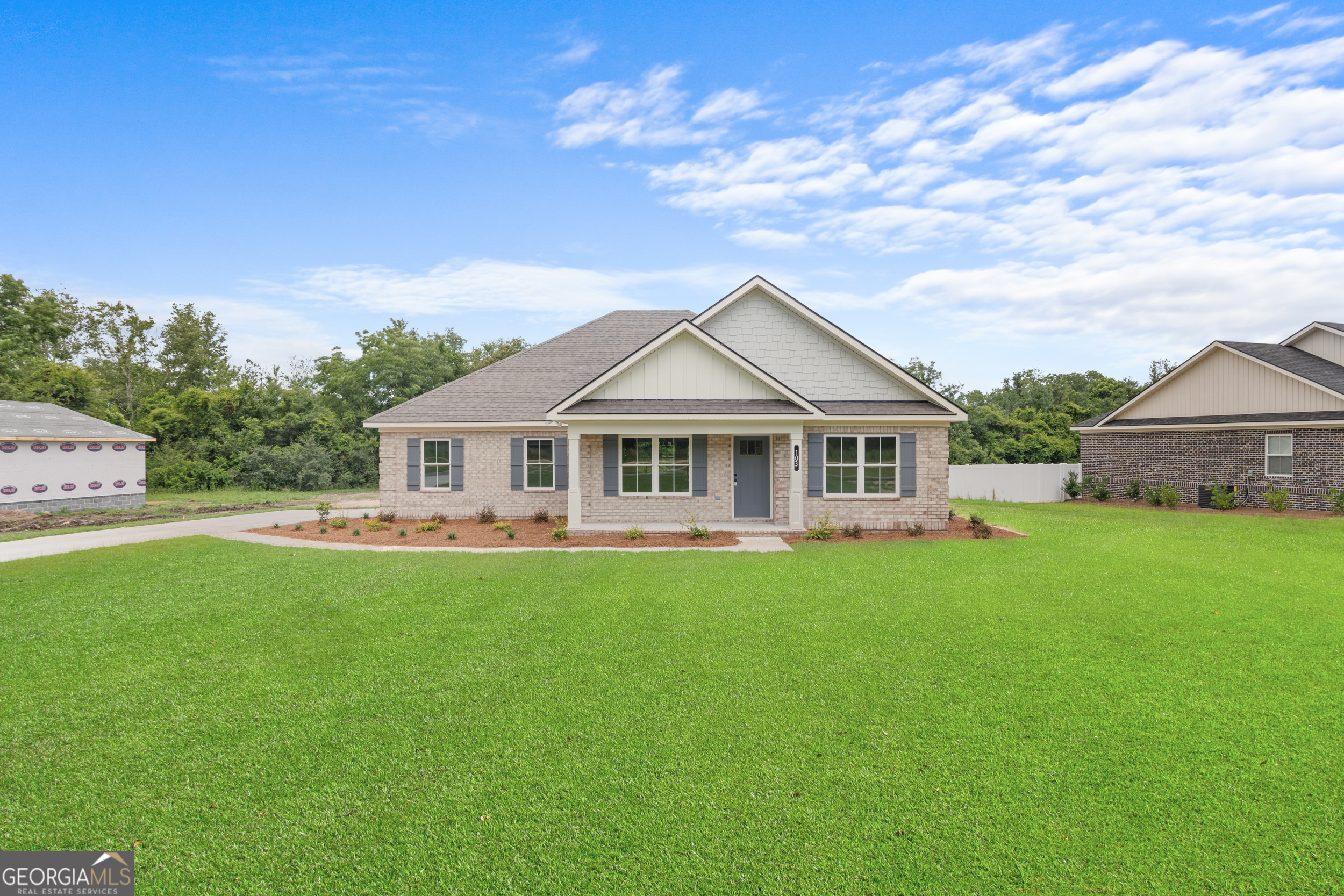 103 Pin Oak Lane Property Photo 1