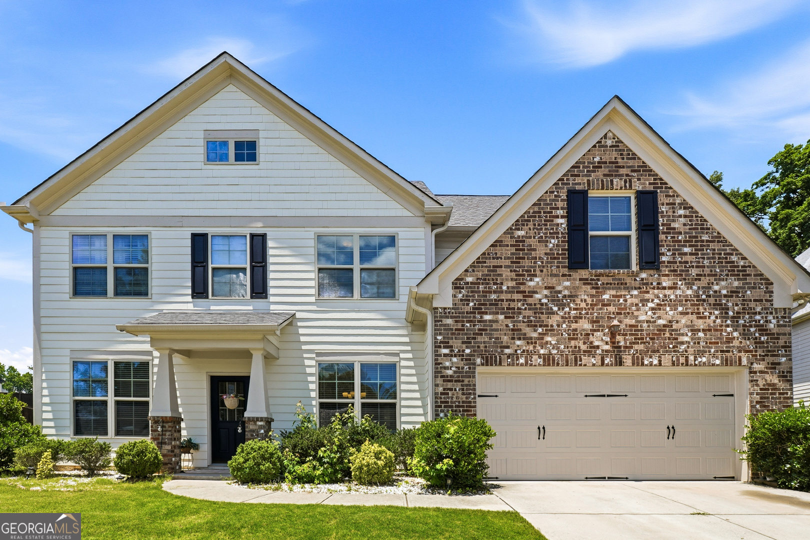 7048 Roselake Circle Property Photo 1