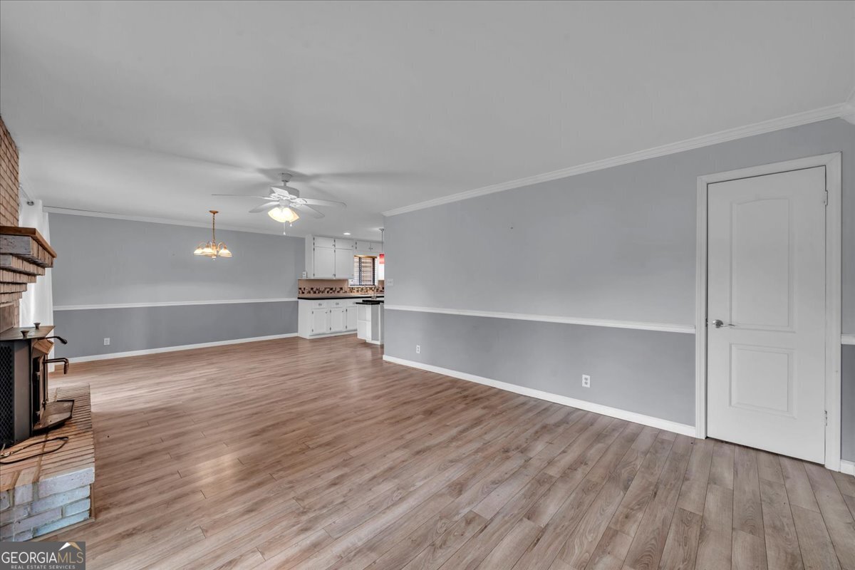 329 Edgewater Drive Property Photo 11
