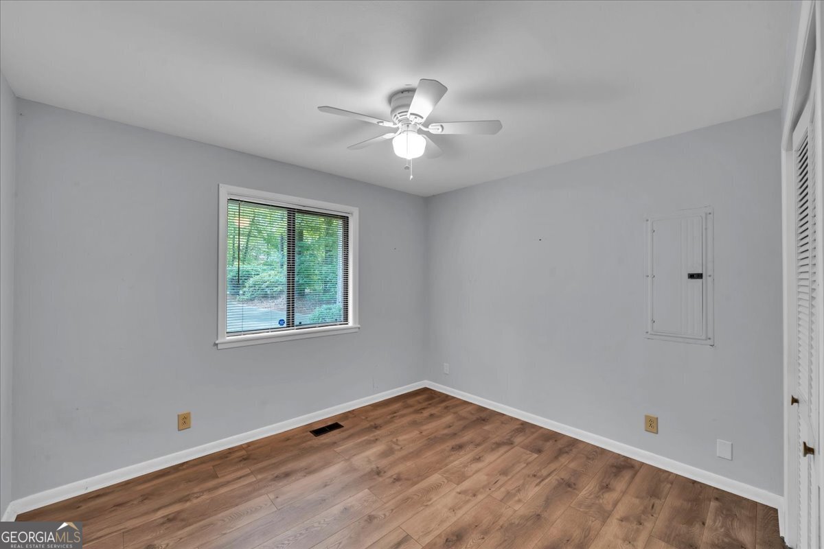 329 Edgewater Drive Property Photo 25