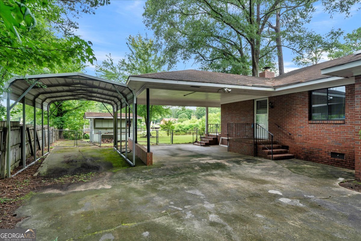 329 Edgewater Drive Property Photo 40