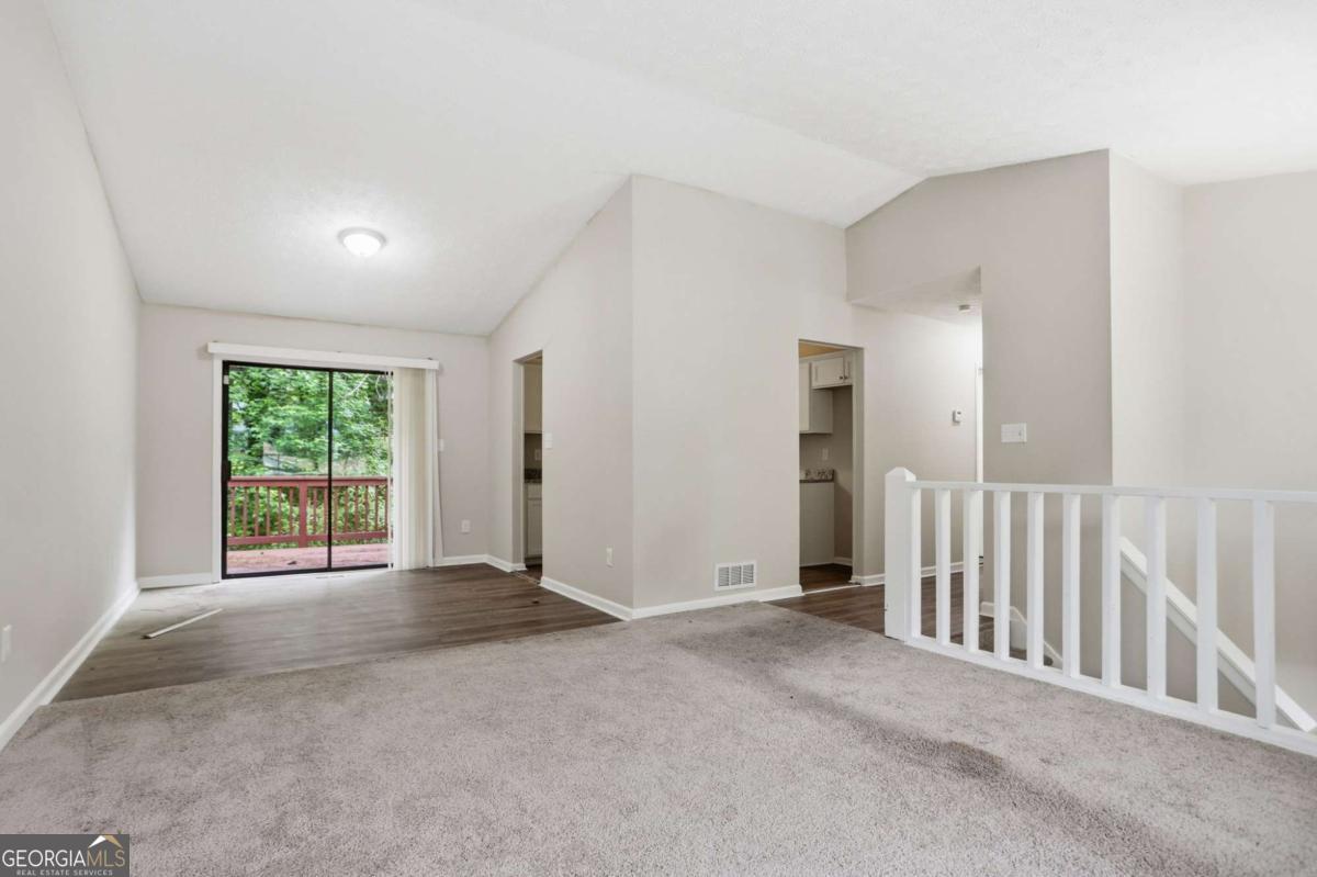 4305 Old Lake Drive Property Photo 3