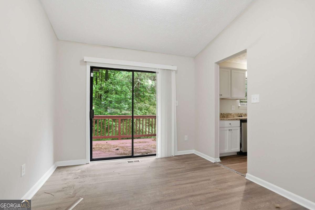 4305 Old Lake Drive Property Photo 5