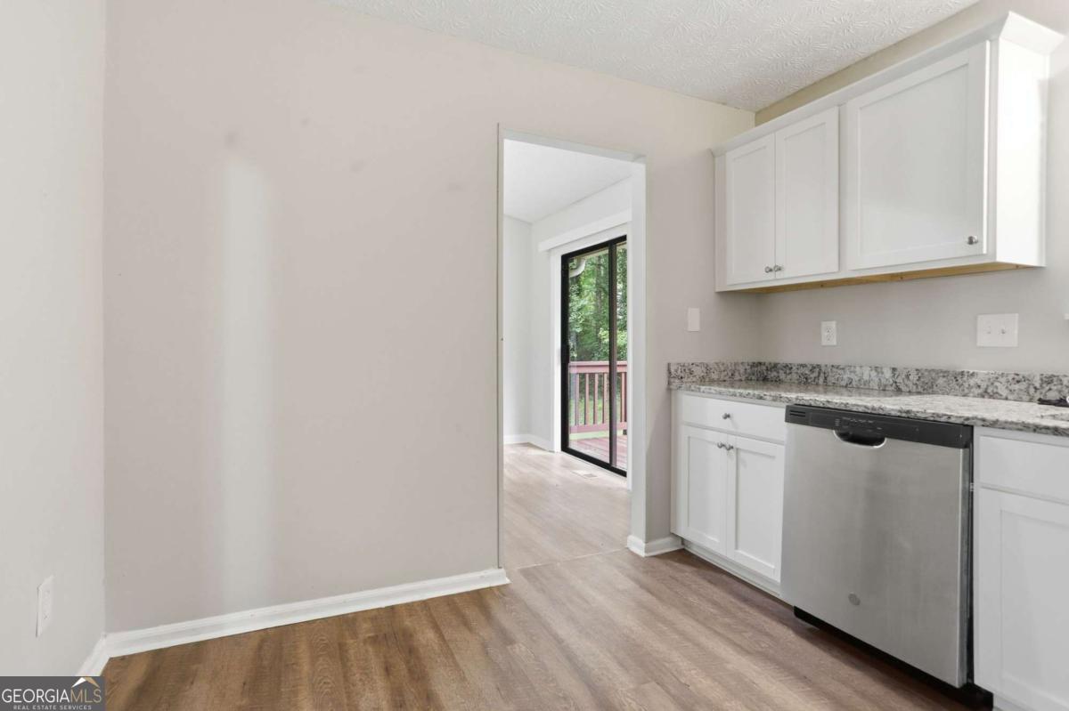 4305 Old Lake Drive Property Photo 10