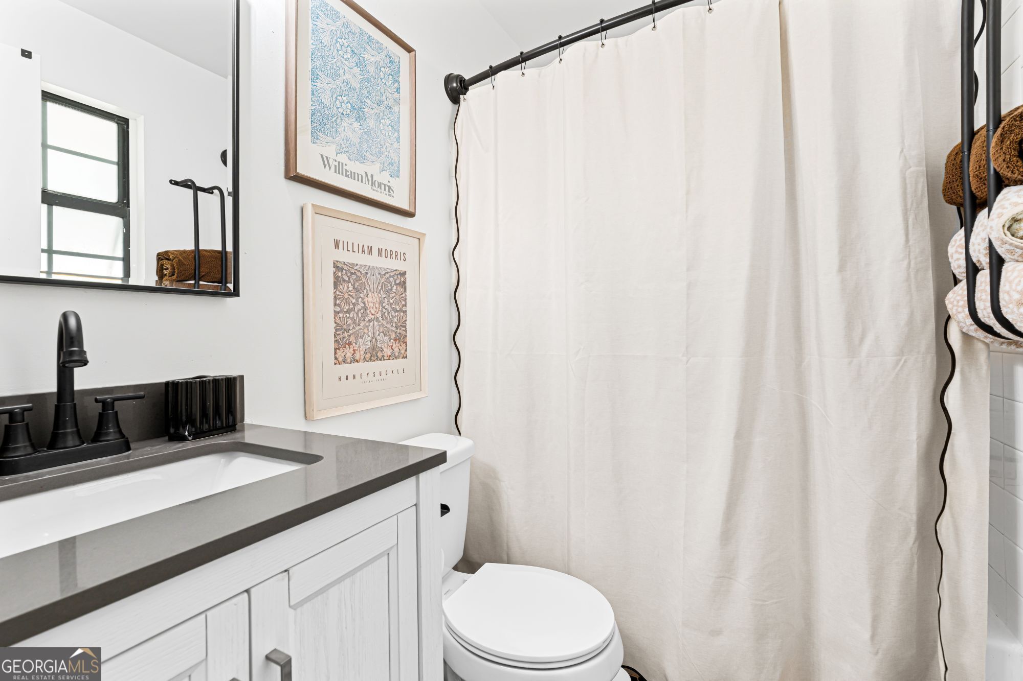 121 Barnesdale Drive Property Photo 8