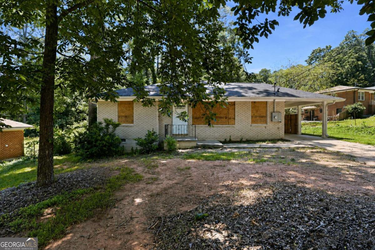 4303 Mercer Road Property Photo 1