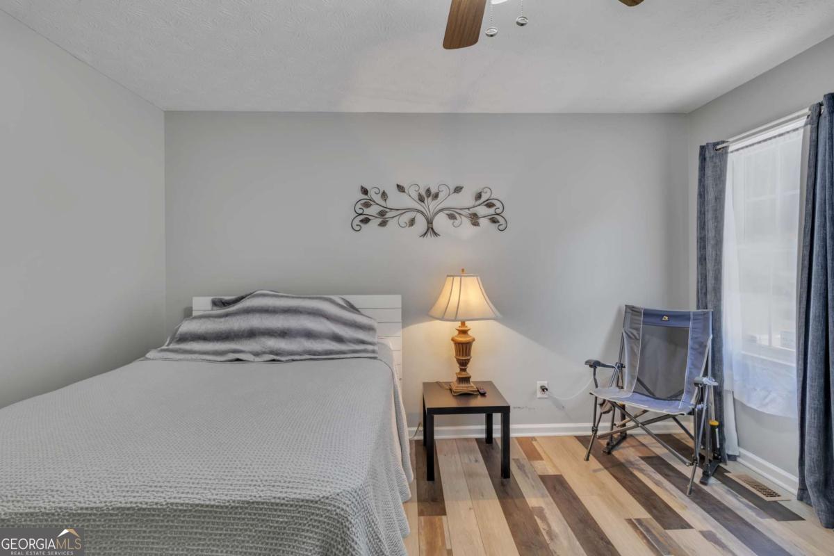 3105 Navajo Circle Property Photo 10