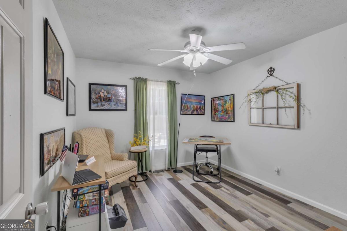 3105 Navajo Circle Property Photo 13