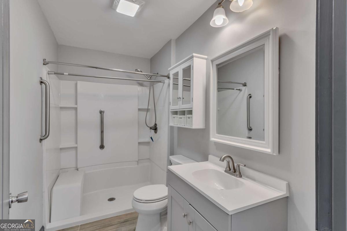 3105 Navajo Circle Property Photo 18