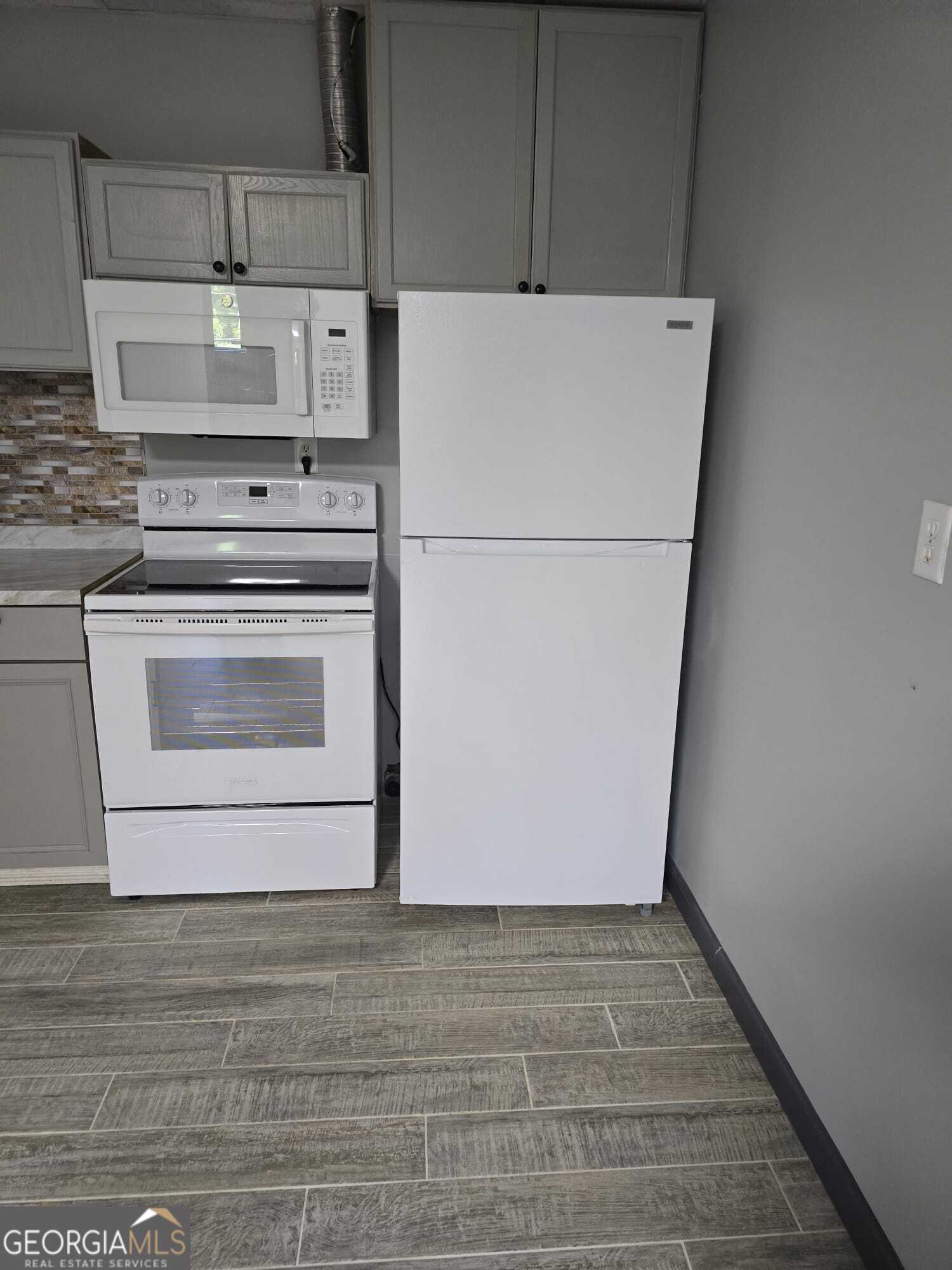 3105 Navajo Circle Property Photo 20