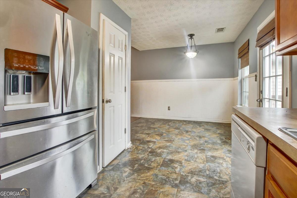 4258 Grant Forest Circle Property Photo 9