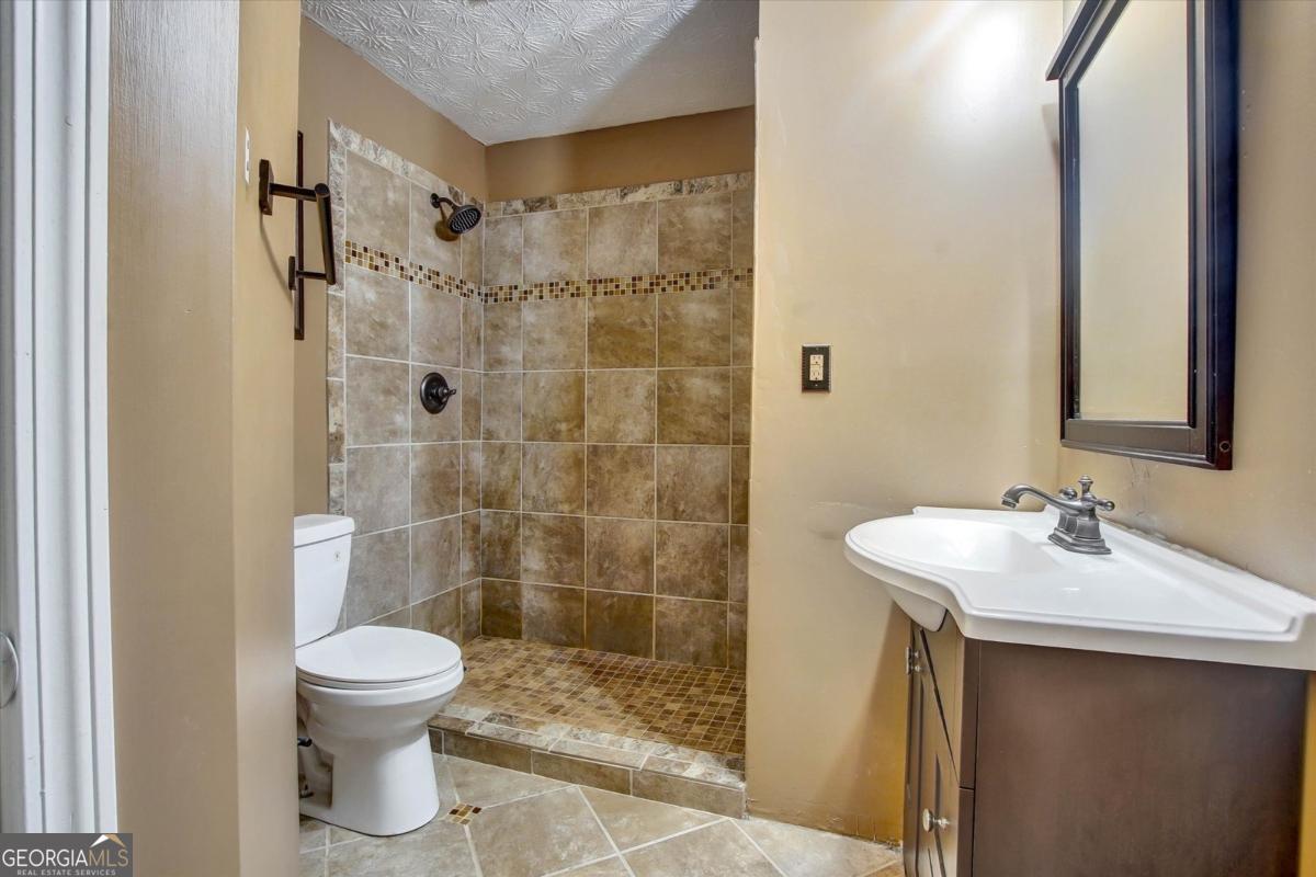 4258 Grant Forest Circle Property Photo 16