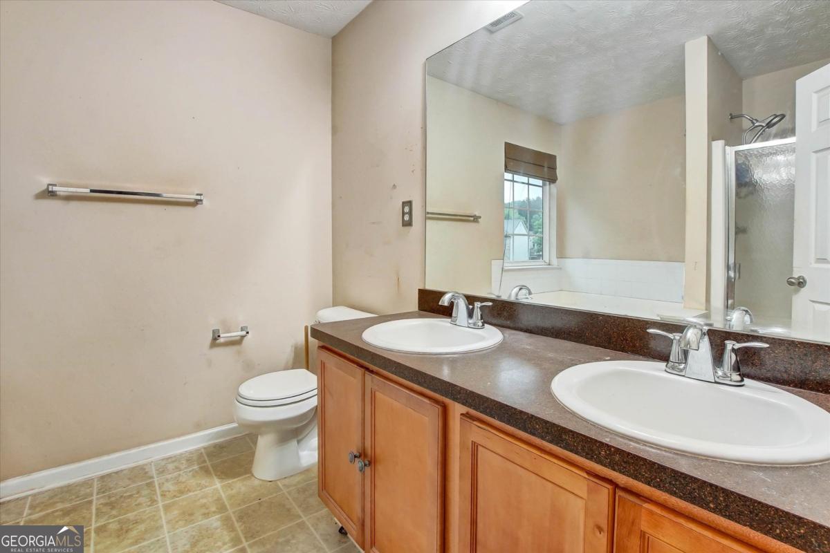 4258 Grant Forest Circle Property Photo 17