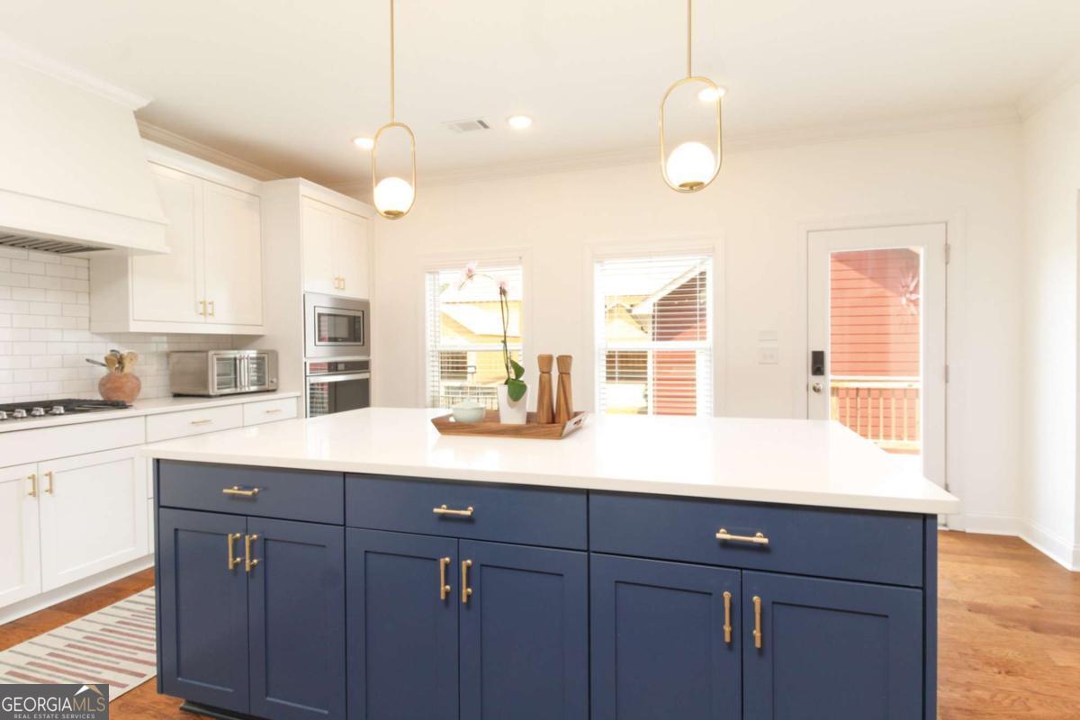 232 Westpark Drive Property Photo 16