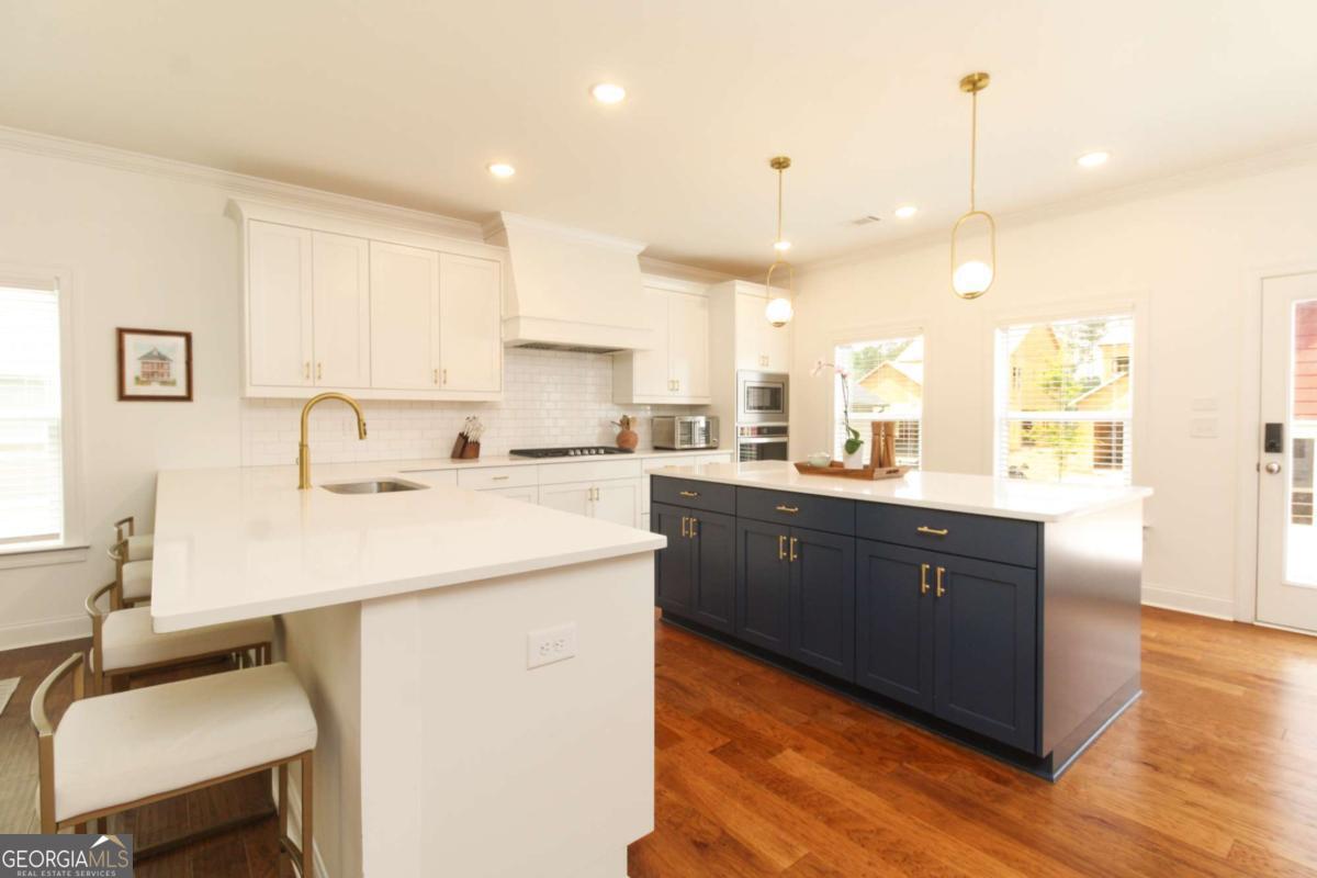 232 Westpark Drive Property Photo 17
