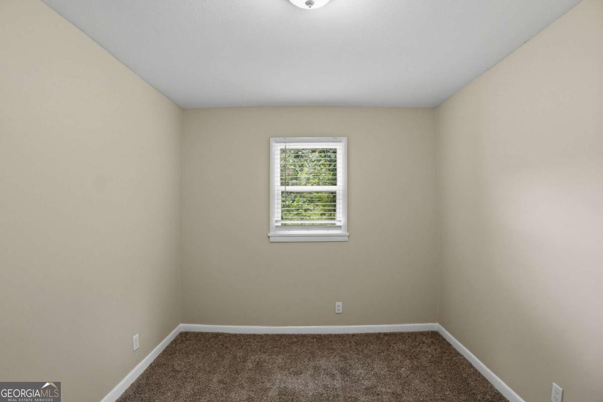 748 Amber Place Nw Property Photo 14