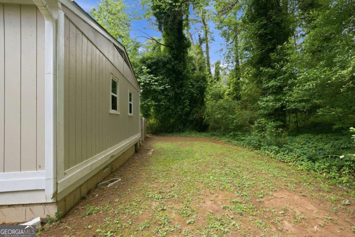 748 Amber Place Nw Property Photo 20