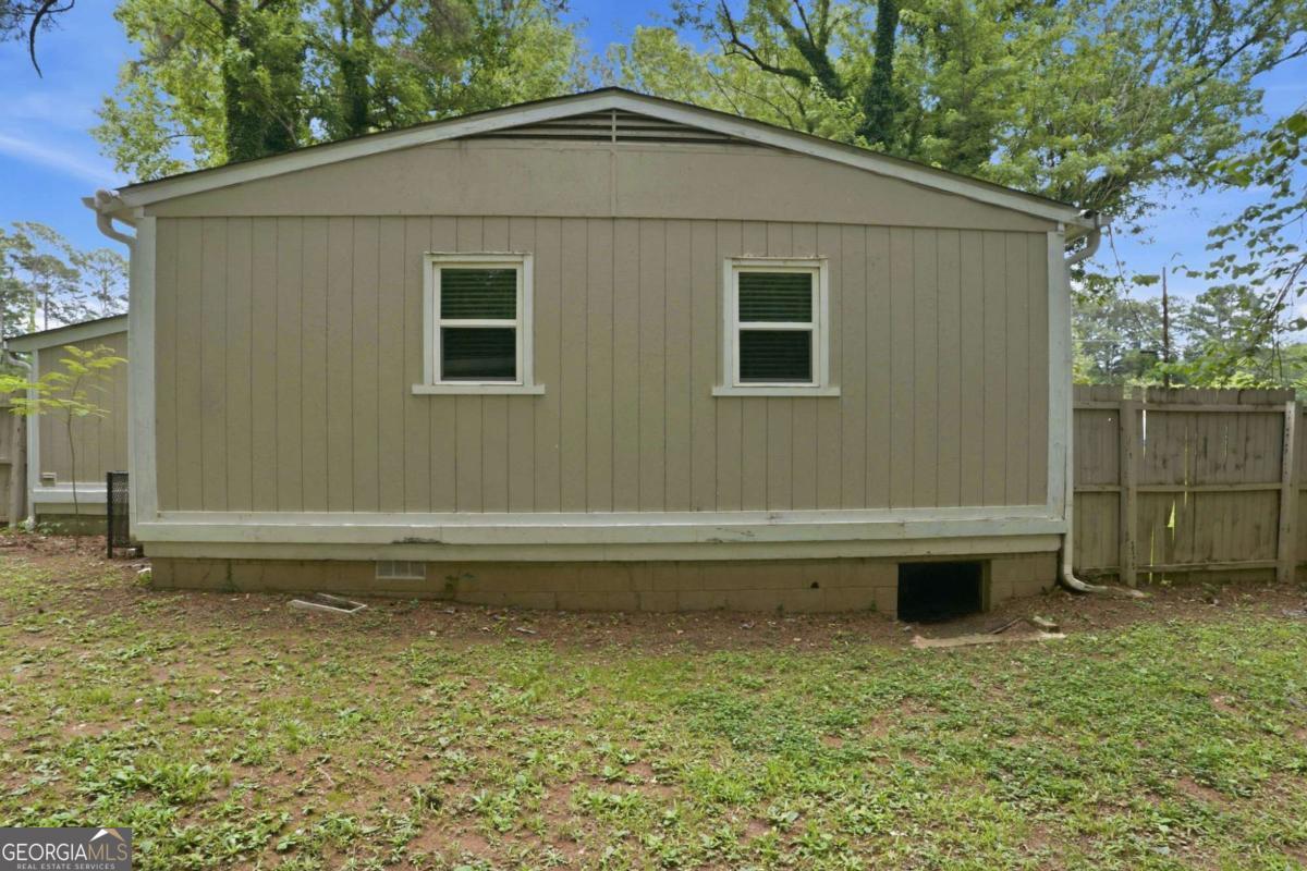 748 Amber Place Nw Property Photo 22