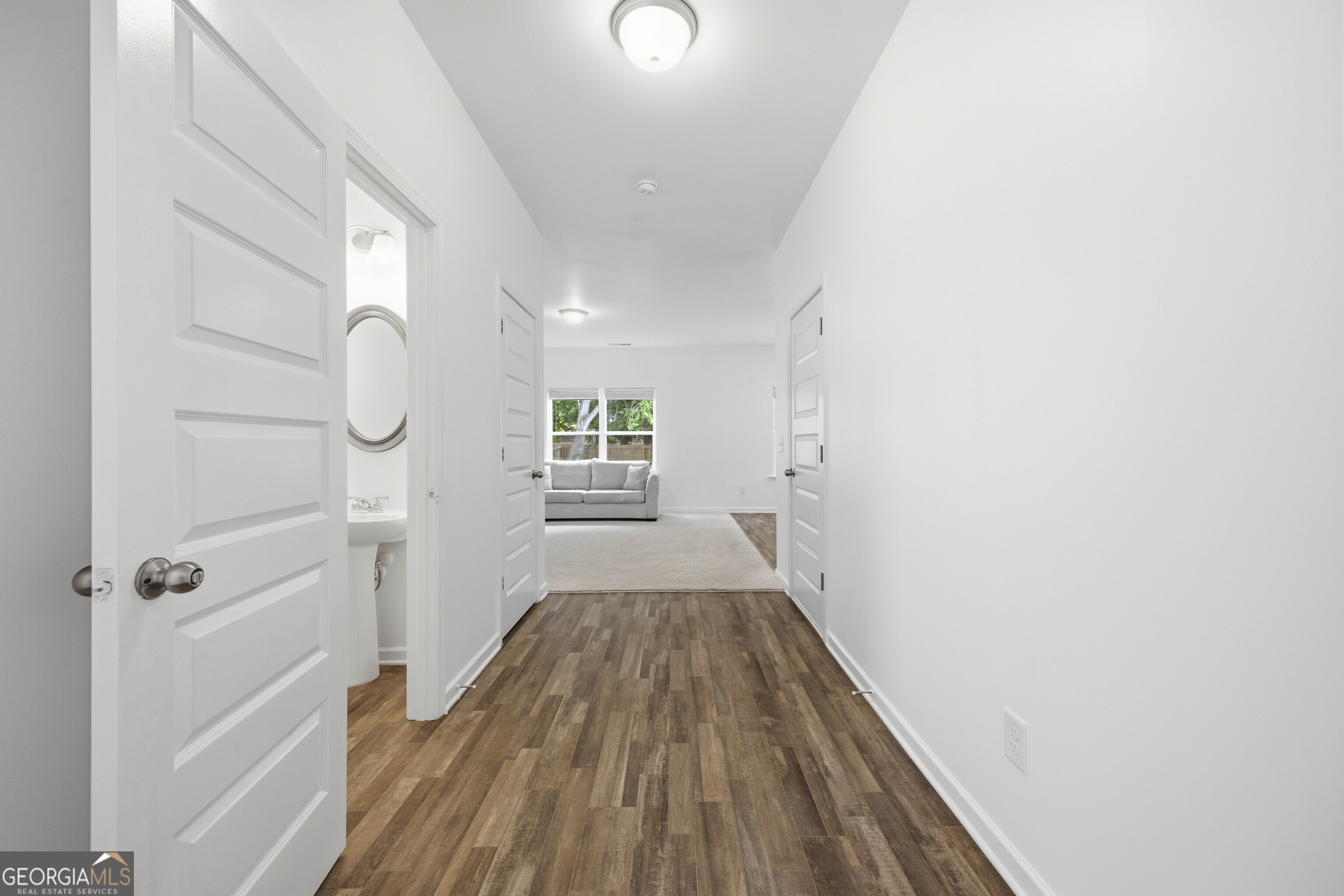 56 Bennett Way Se Property Photo 7