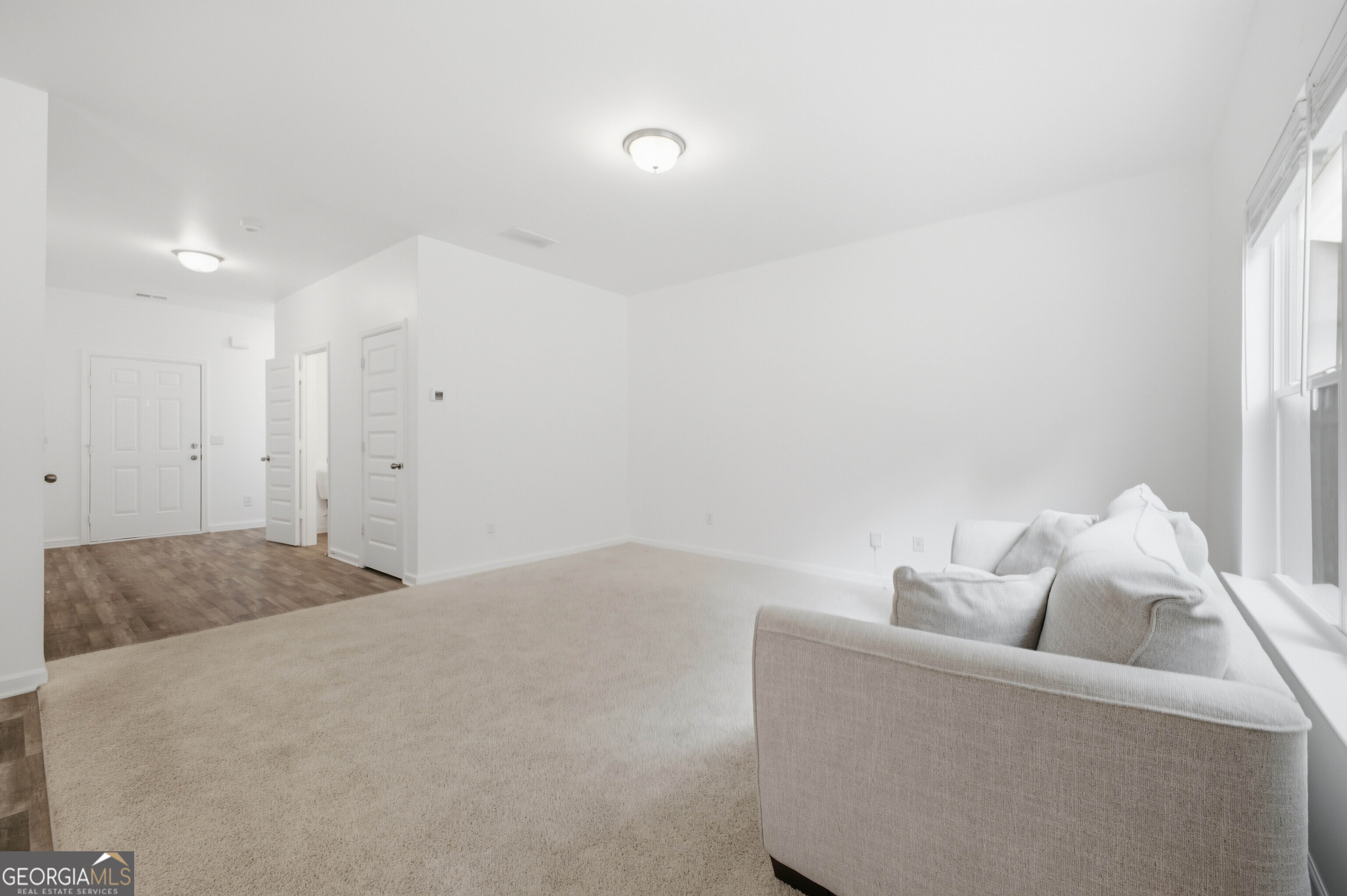 56 Bennett Way Se Property Photo 10