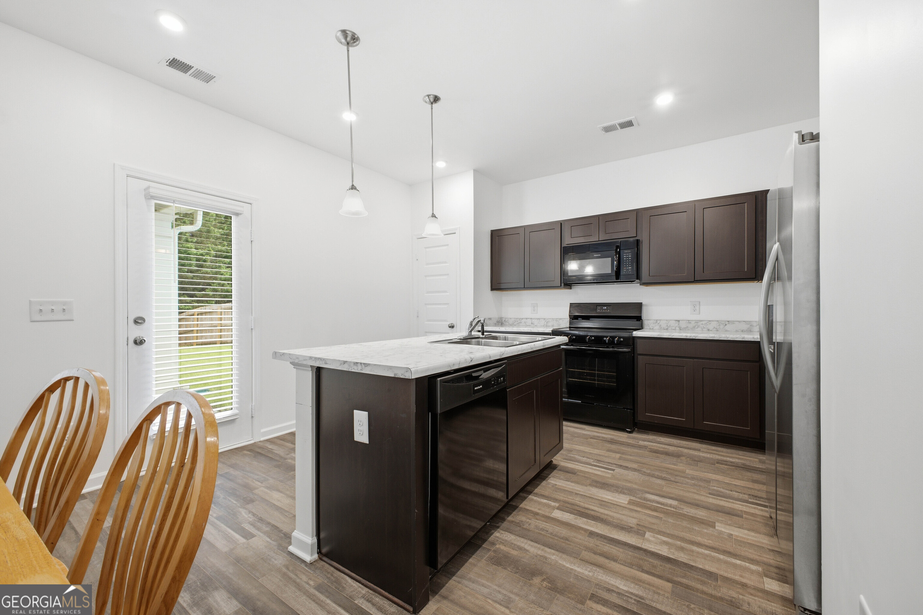 56 Bennett Way Se Property Photo 12