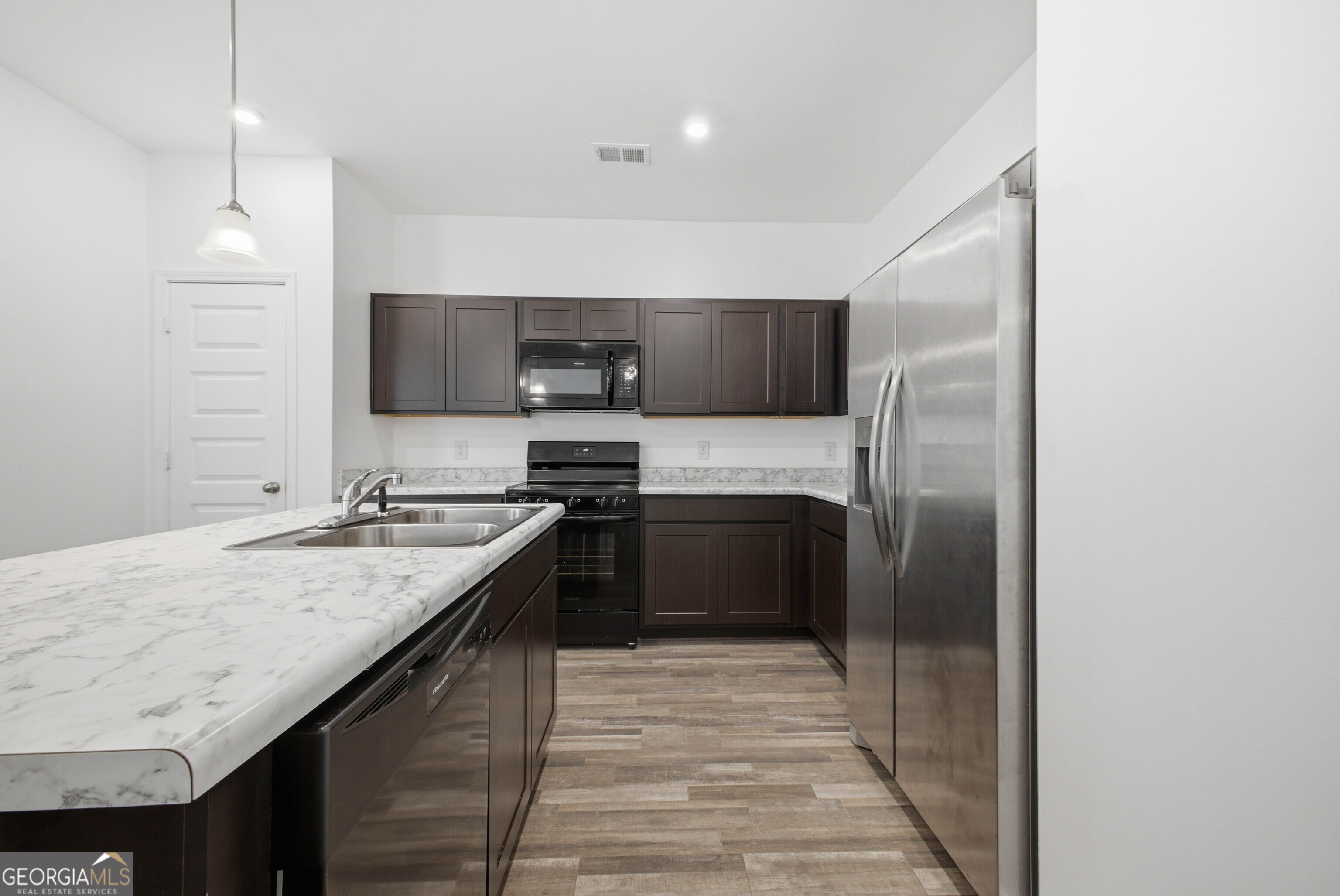 56 Bennett Way Se Property Photo 13