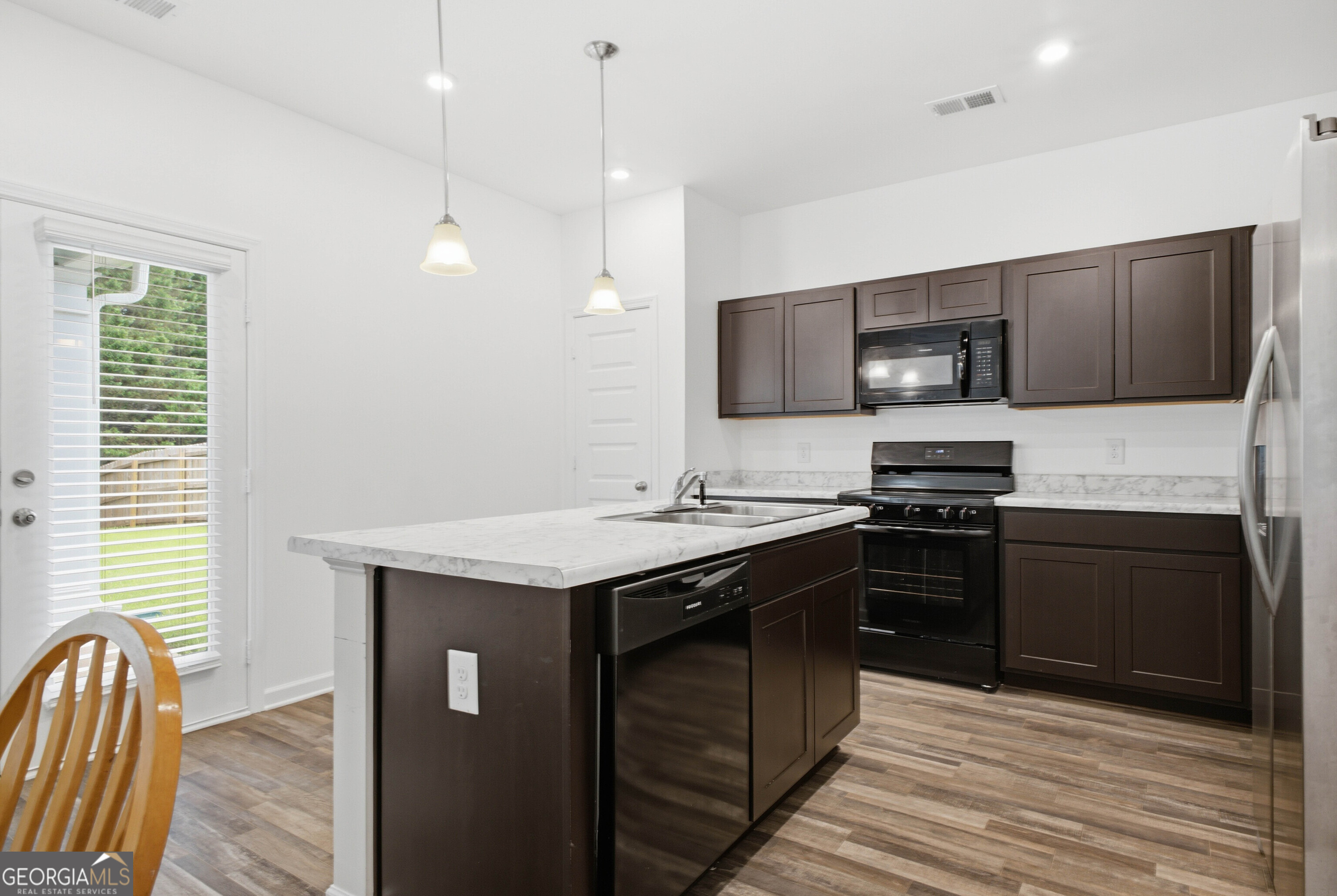56 Bennett Way Se Property Photo 16