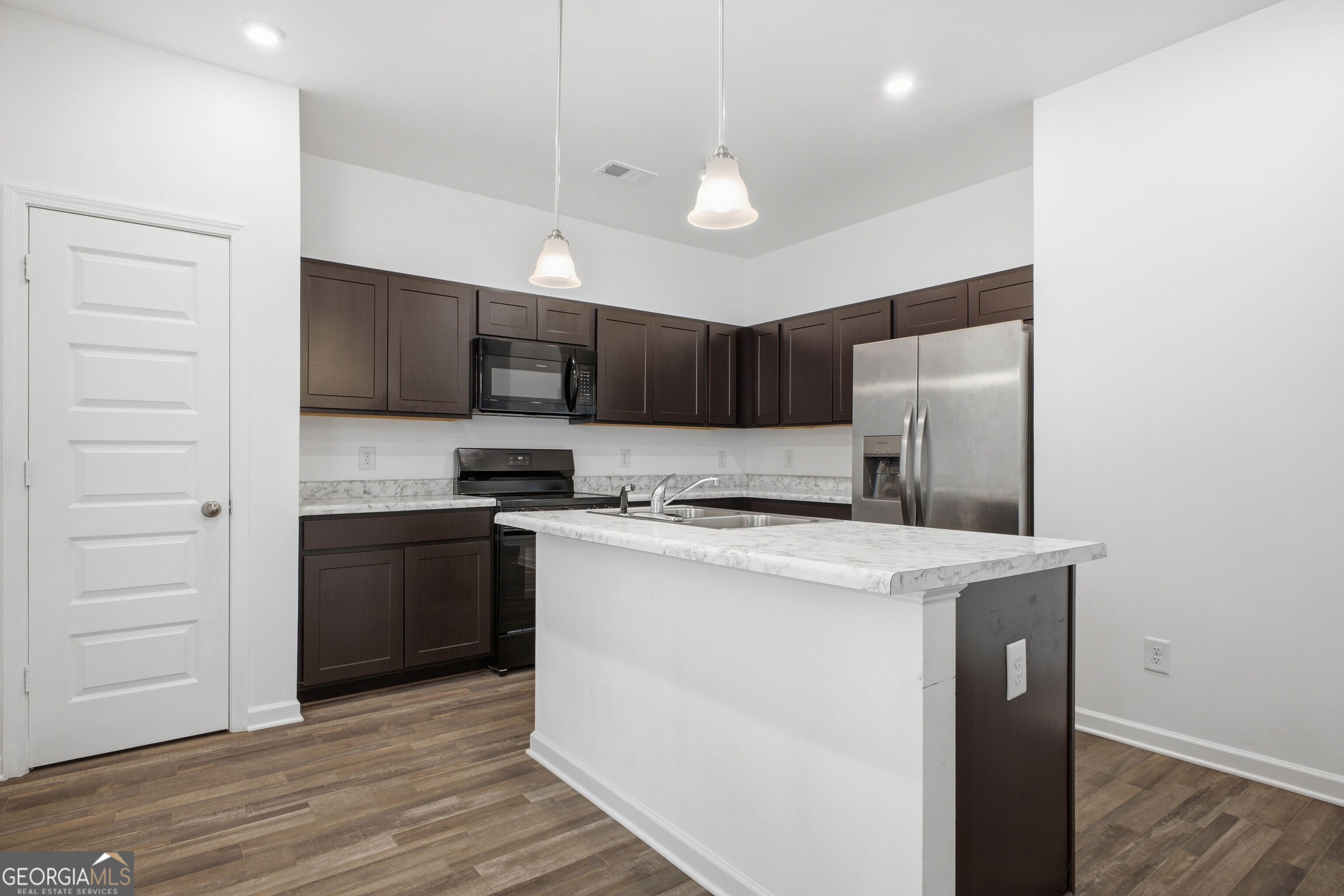 56 Bennett Way Se Property Photo 18