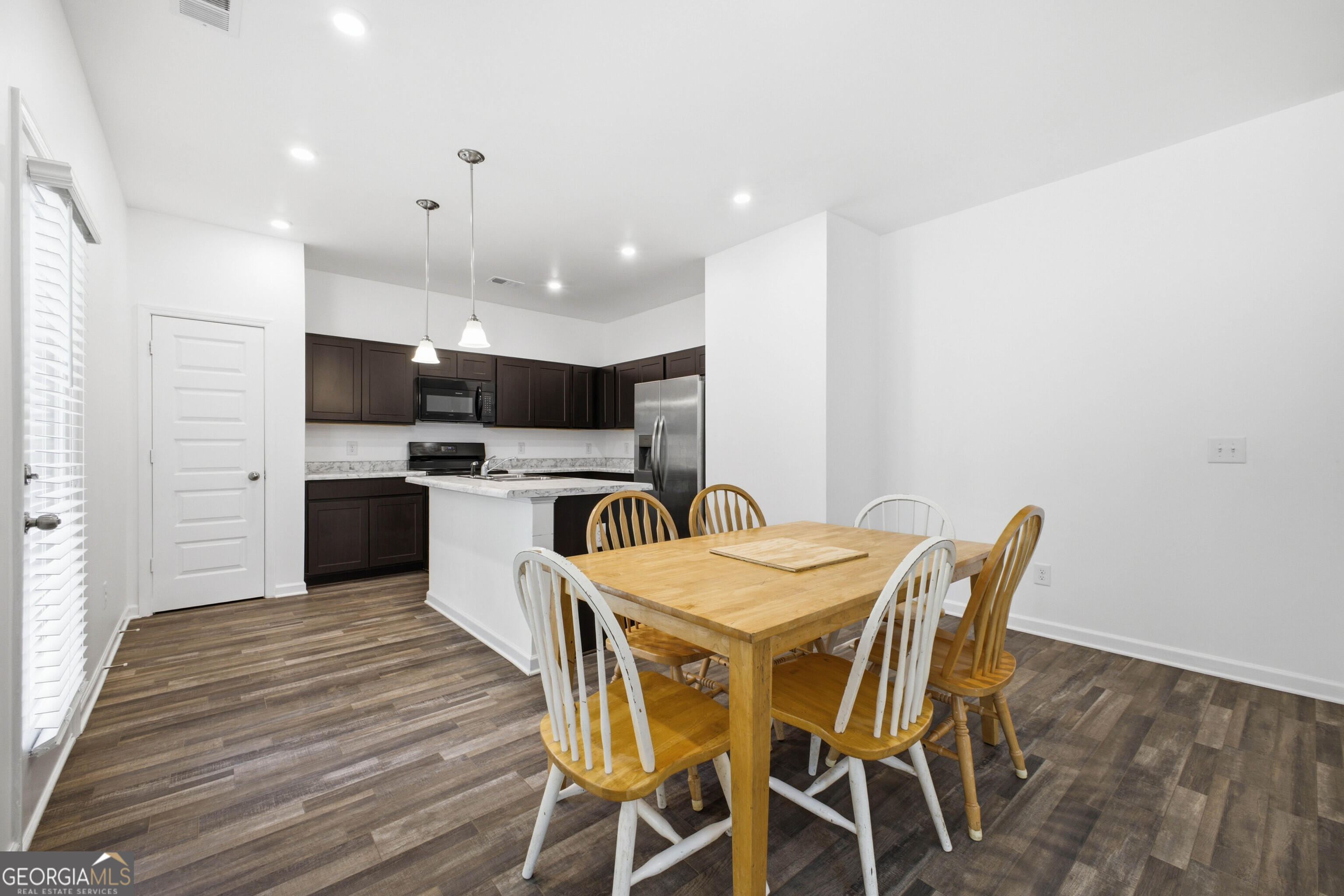 56 Bennett Way Se Property Photo 22