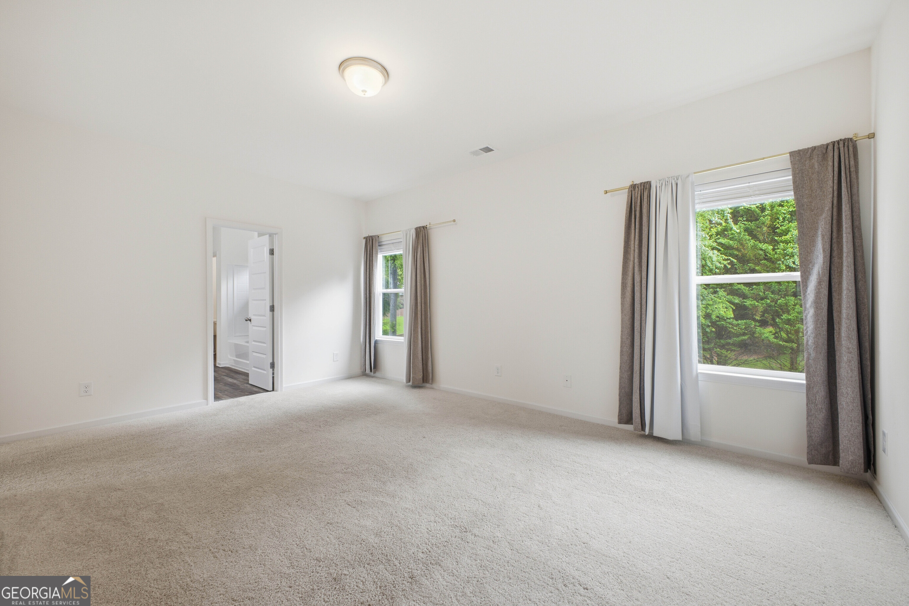 56 Bennett Way Se Property Photo 31