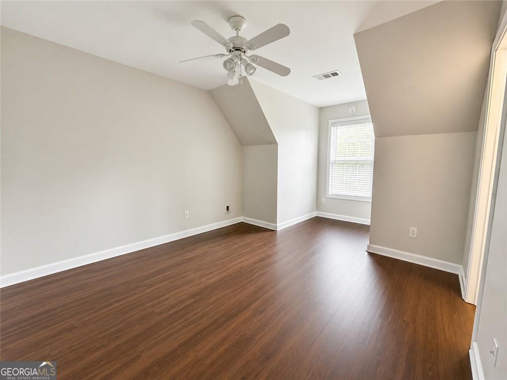 313 Vineyard Drive Property Photo 17