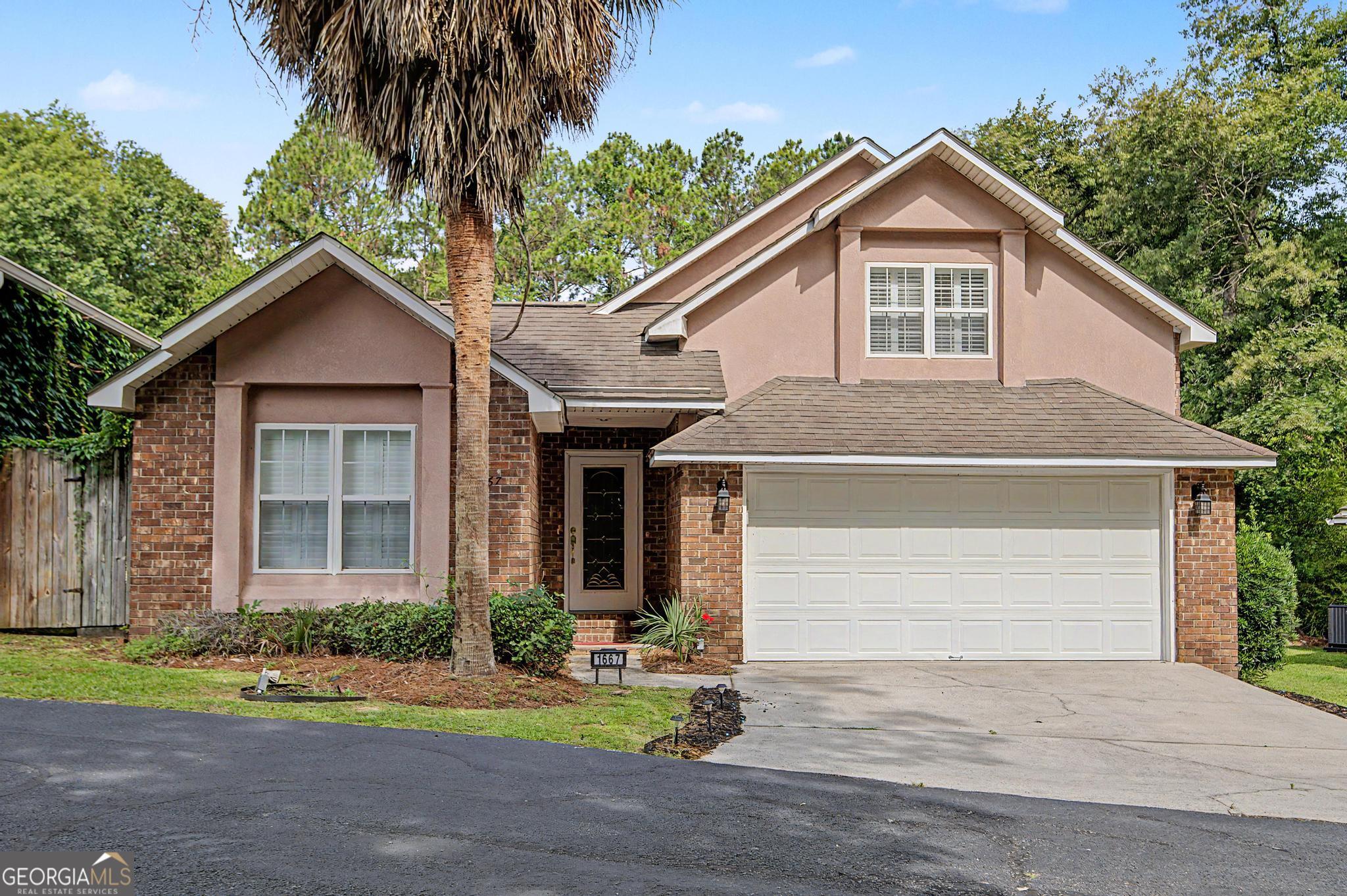1667 Pondside Drive Property Photo 1