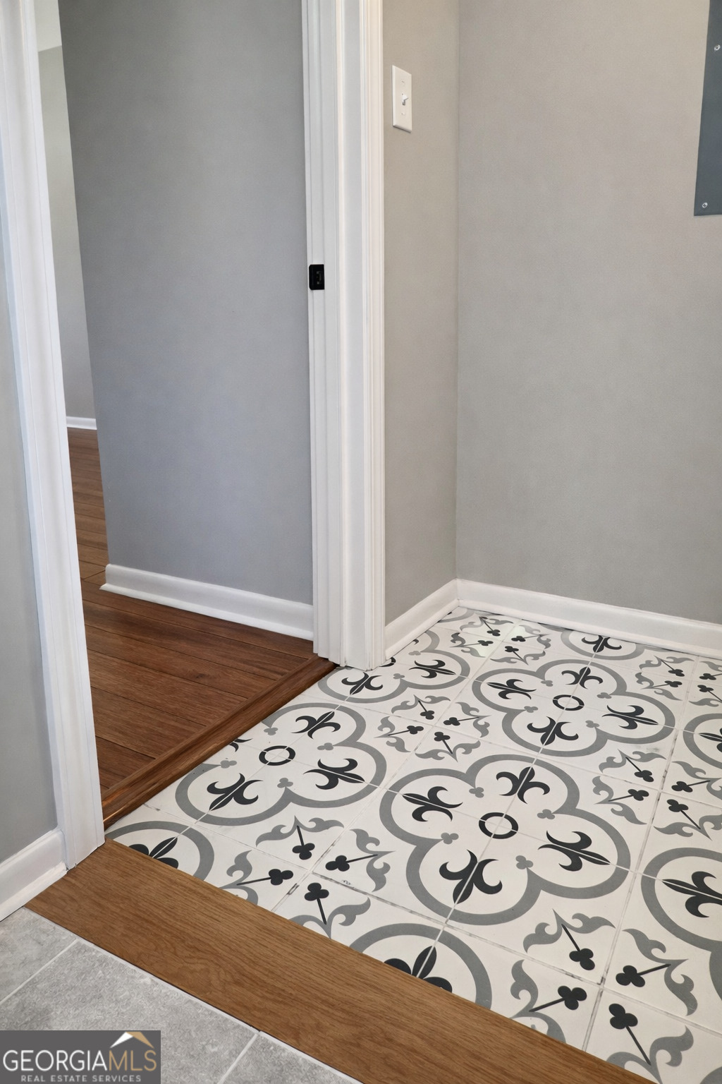 1551 Pine Glen Circle Property Photo 14