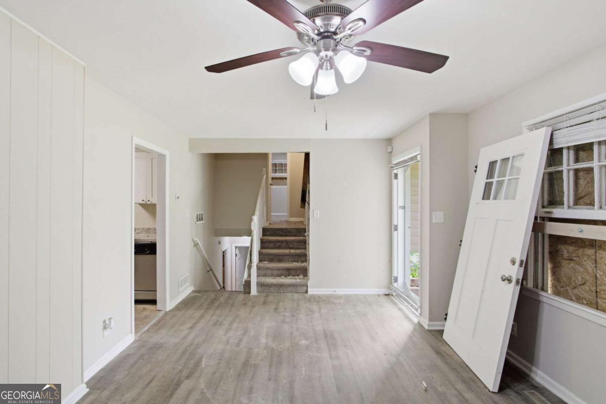4326 Aldergate Drive Property Photo 4