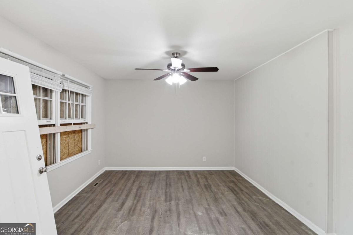 4326 Aldergate Drive Property Photo 8