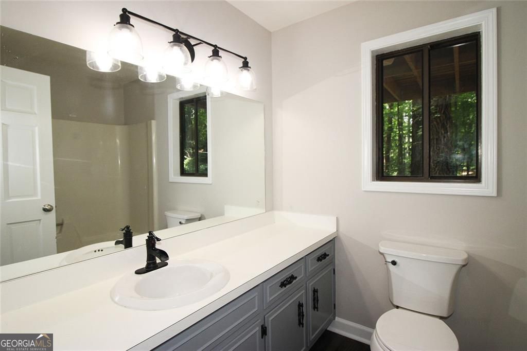 495 Nottingham Drive Property Photo 11
