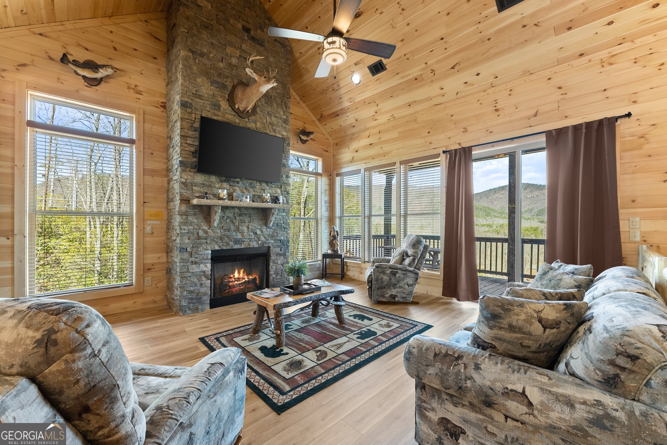 473 Monroe Ridge Road Property Photo 14