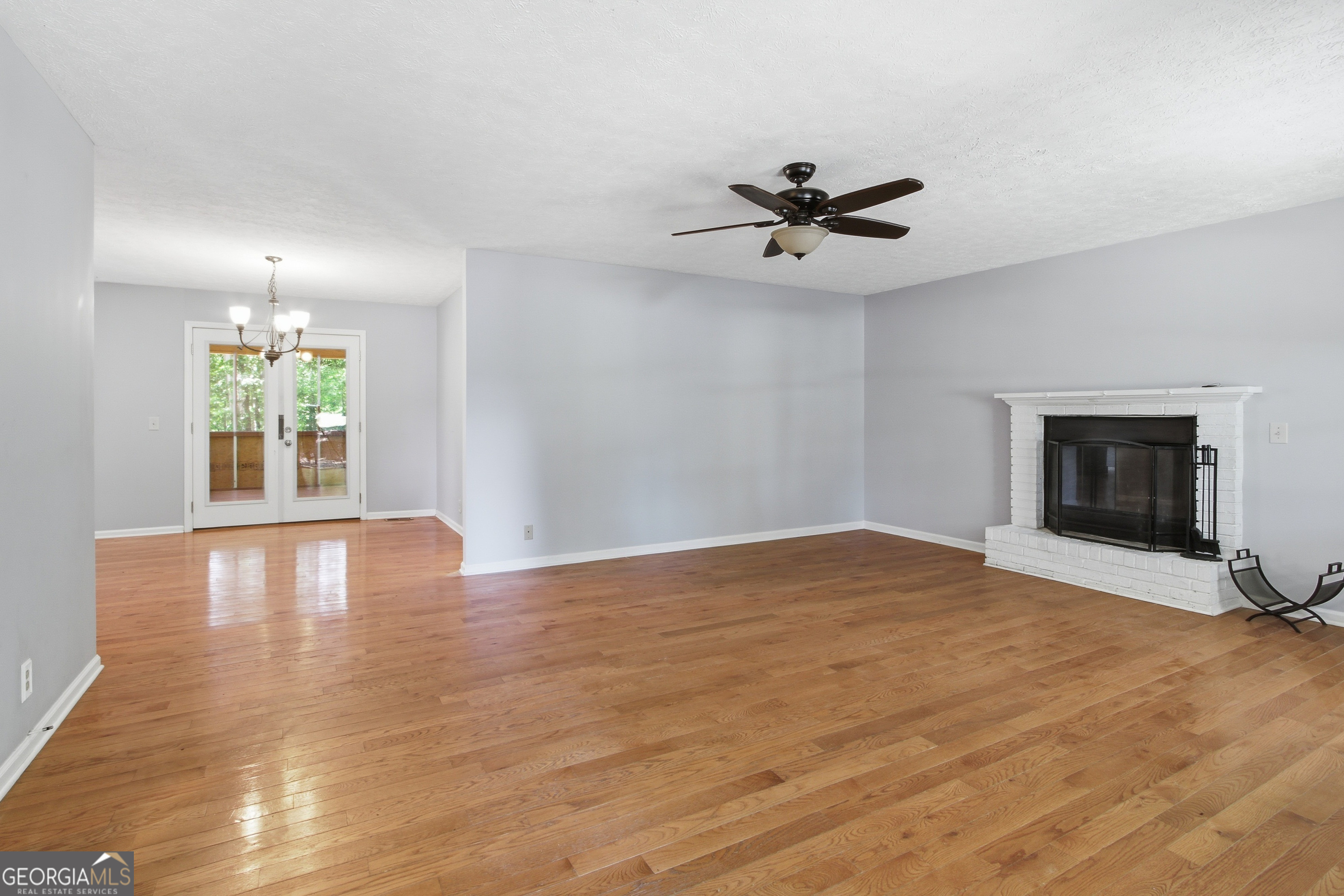 104 West Lane Se Property Photo 3