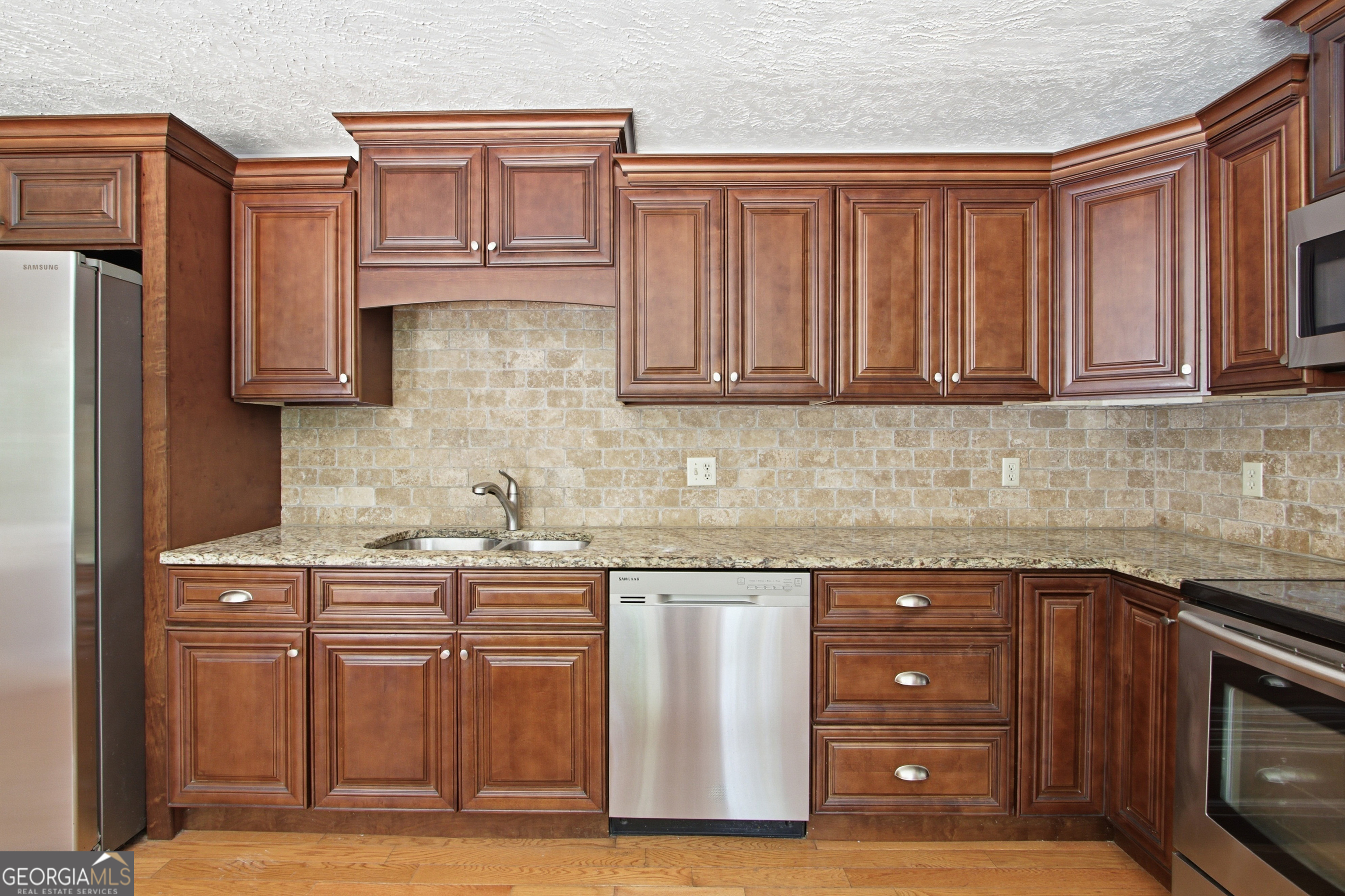 104 West Lane Se Property Photo 8