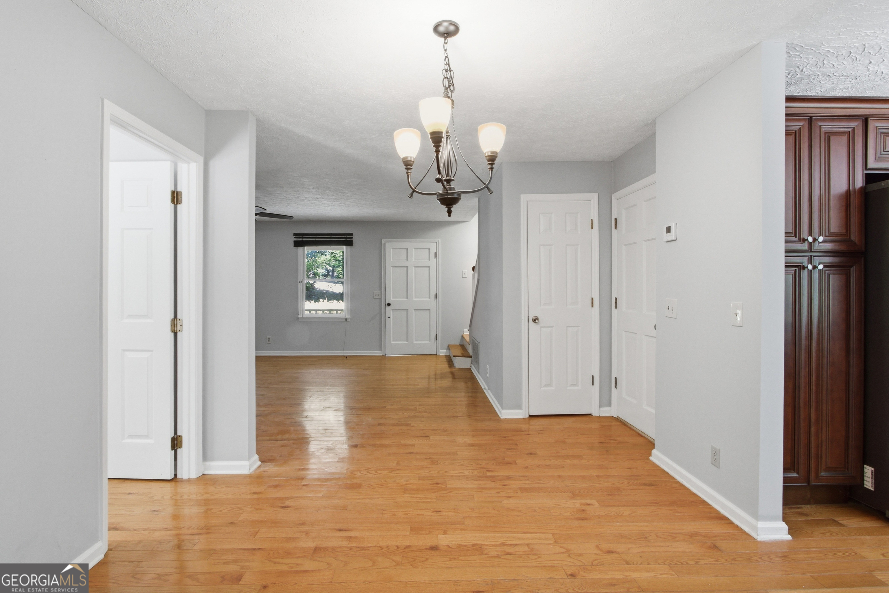 104 West Lane Se Property Photo 9
