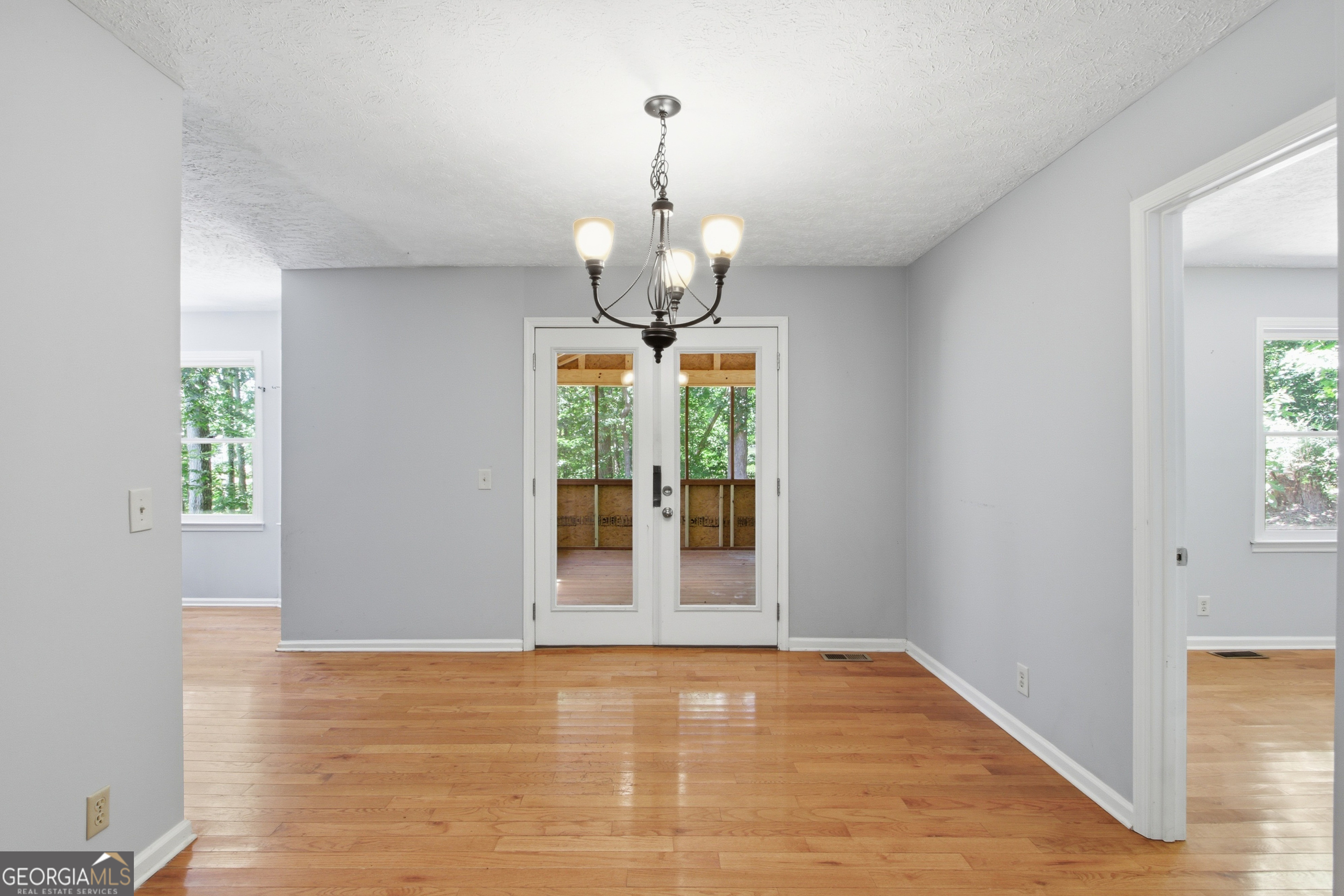 104 West Lane Se Property Photo 11