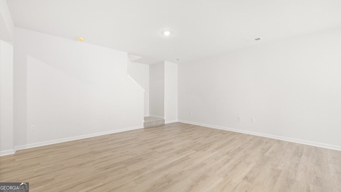 3039 Ryker Road Property Photo 10
