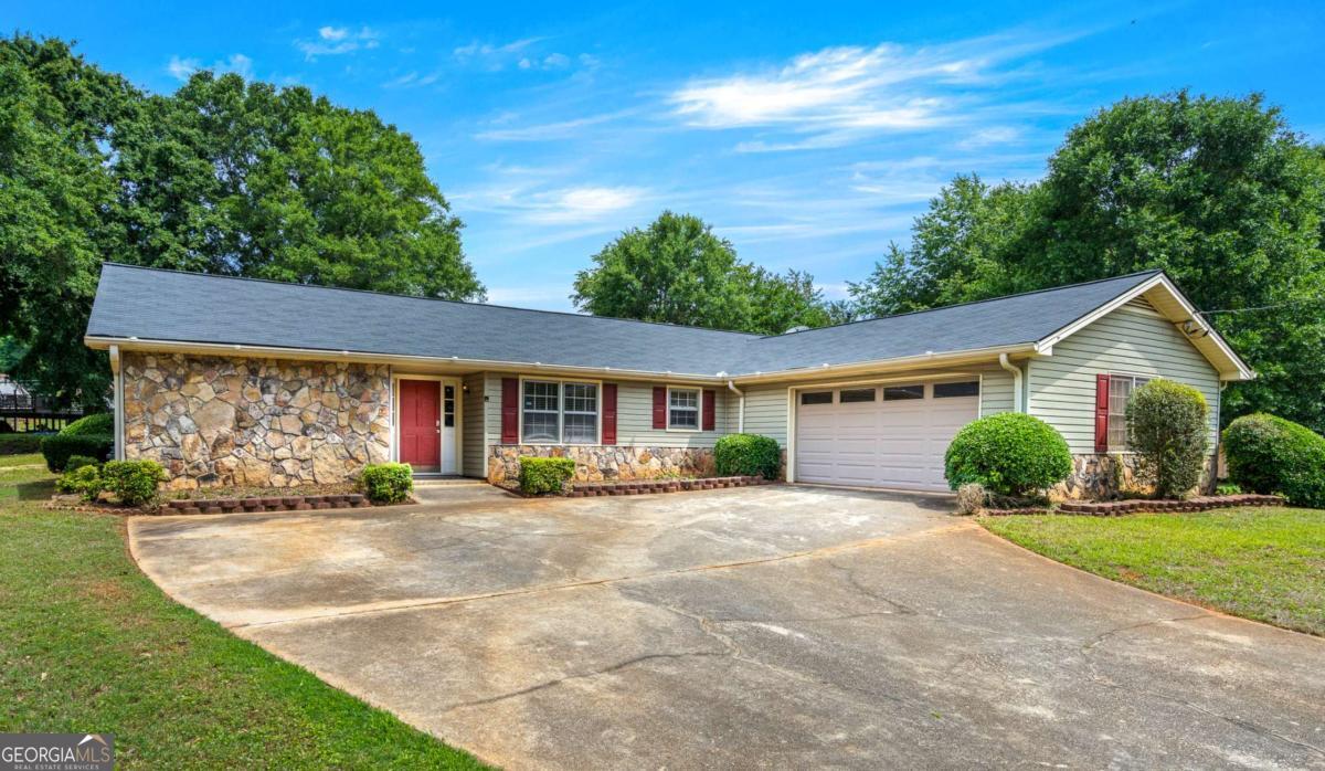 3879 Partridge Place Sw Property Photo 1