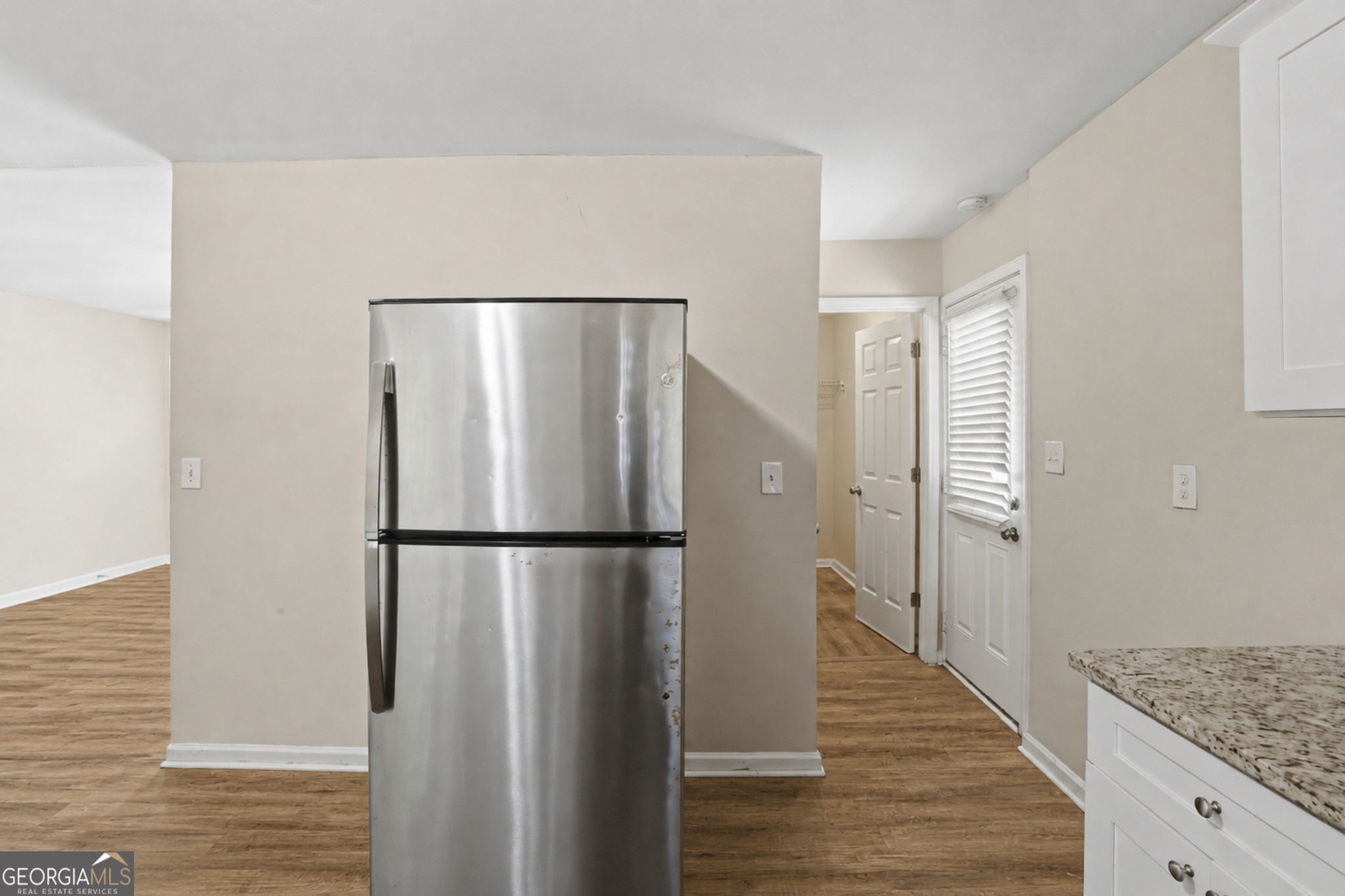 306 Ard Place Nw Property Photo 6