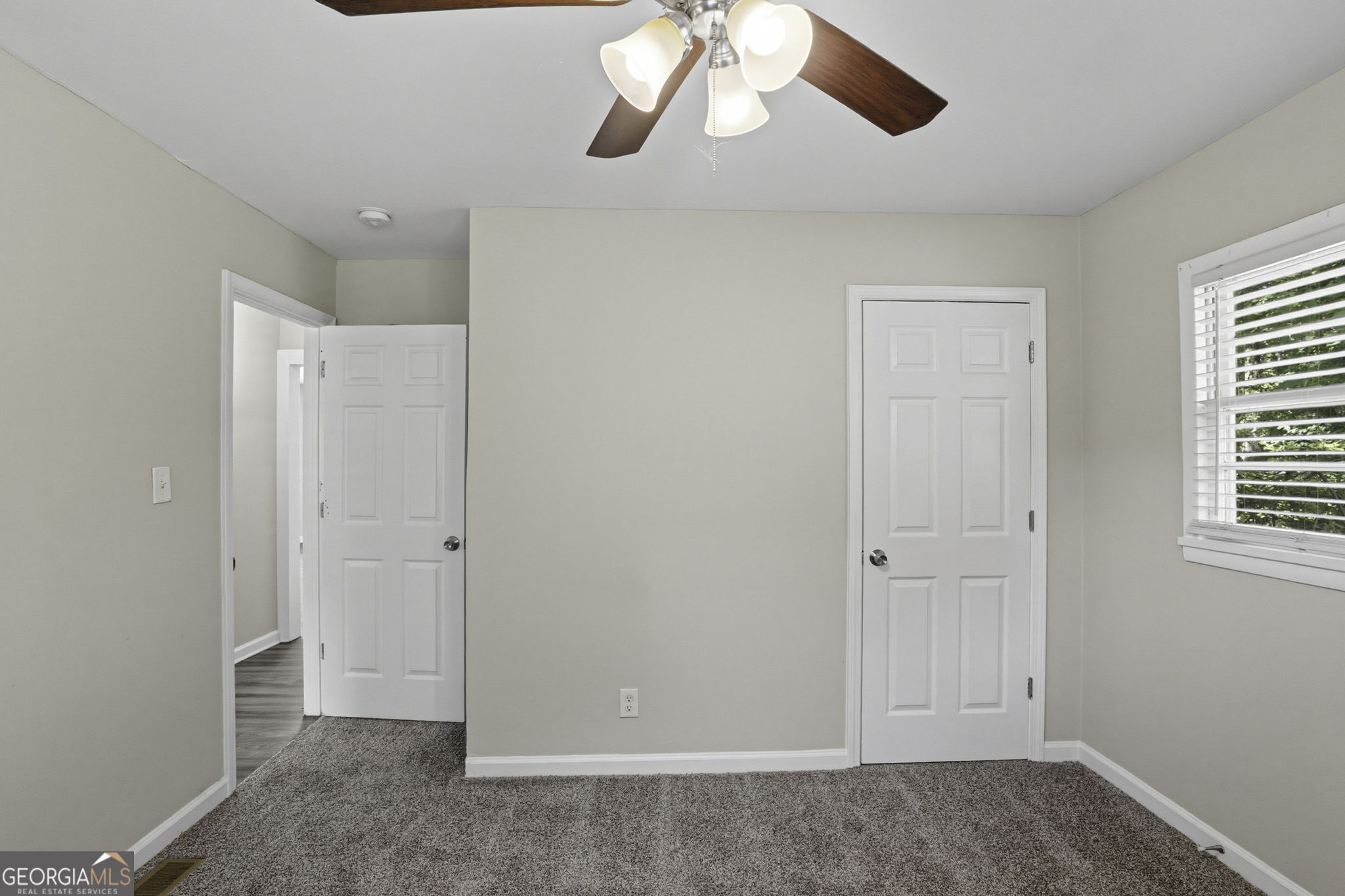 306 Ard Place Nw Property Photo 8