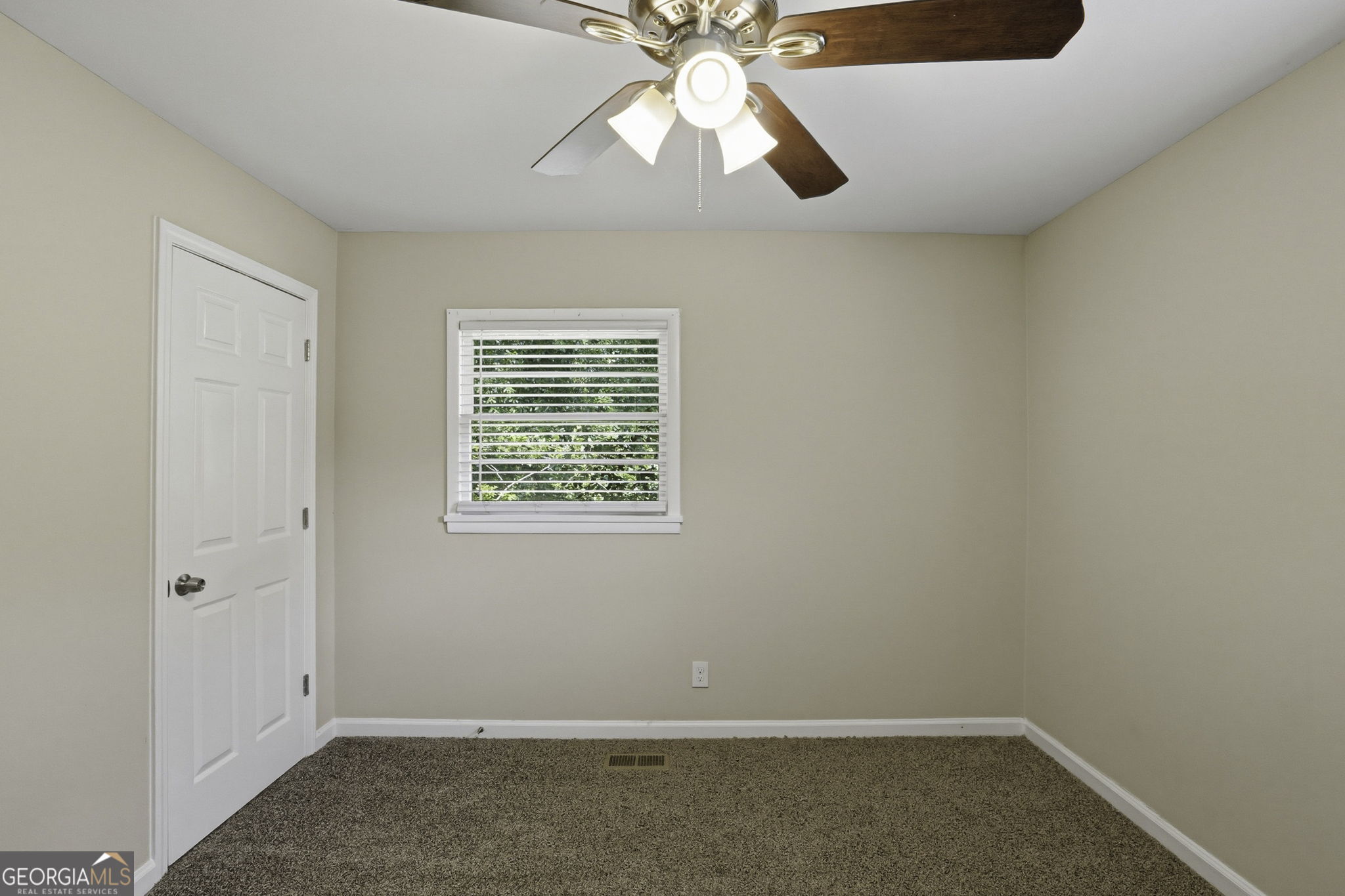 306 Ard Place Nw Property Photo 15